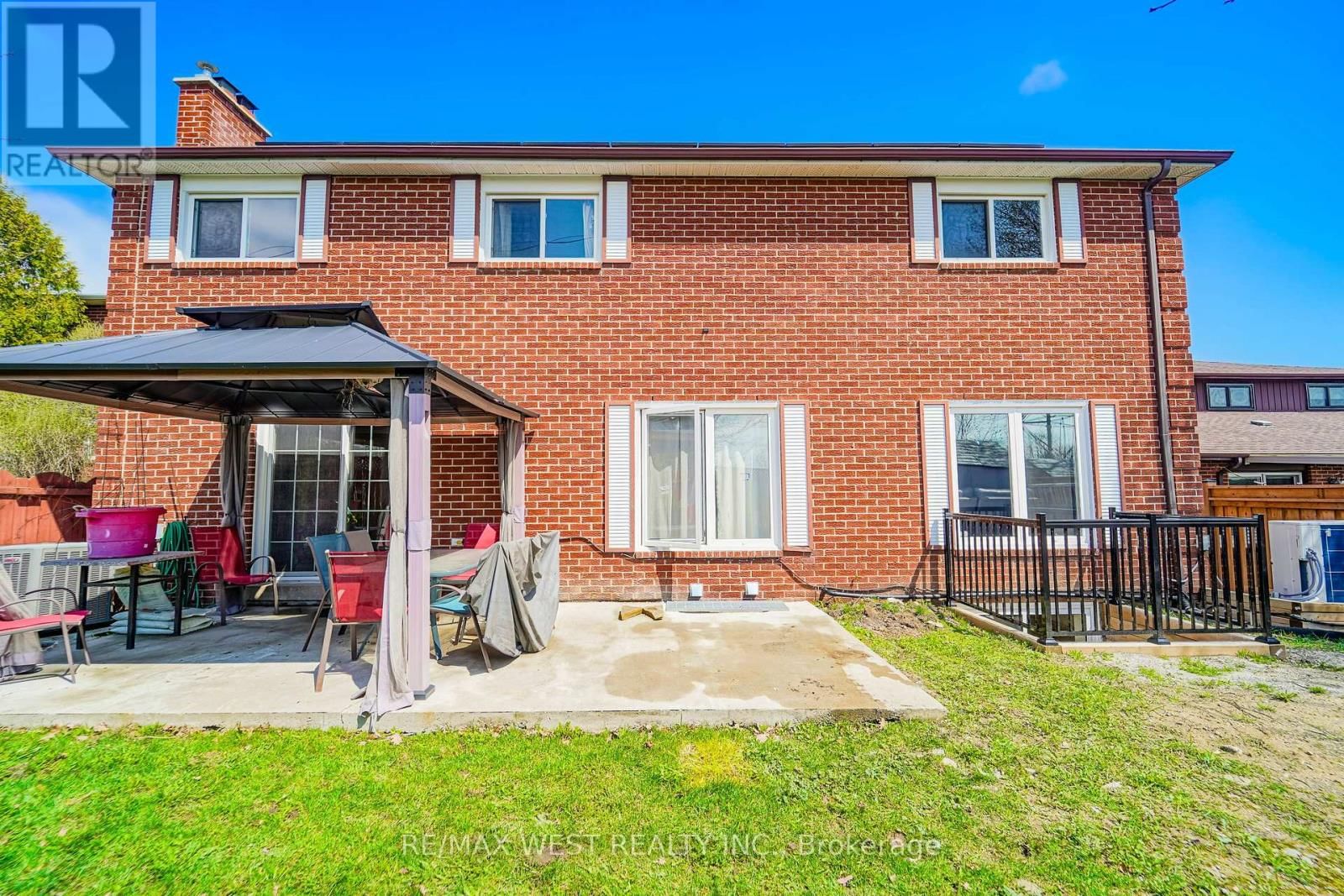 4296 CLAYPINE RISE Image 23