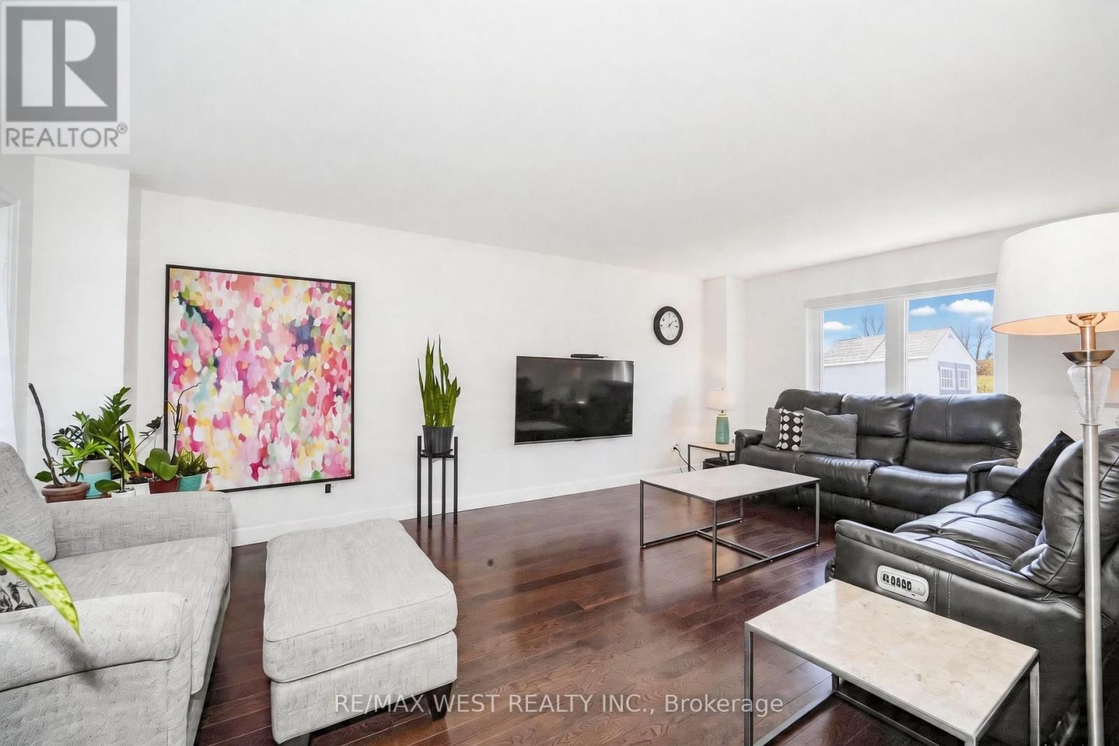 4296 CLAYPINE RISE Image 5