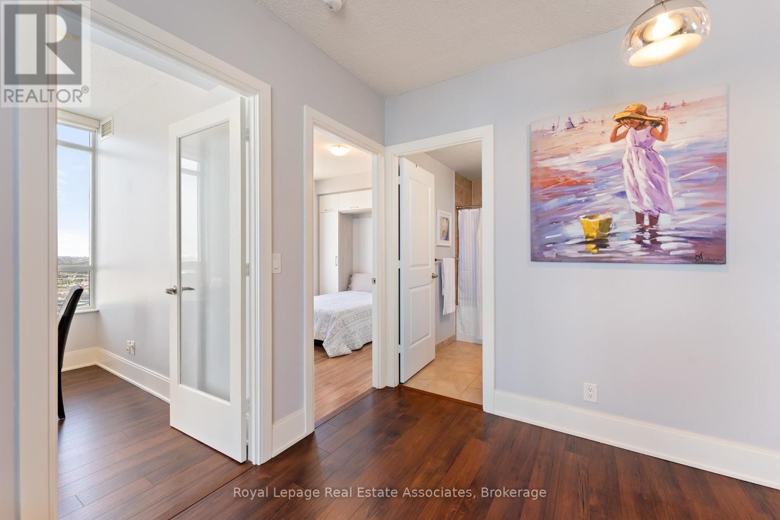 2604 - 330 BURNHAMTHORPE ROAD WEST Image 10