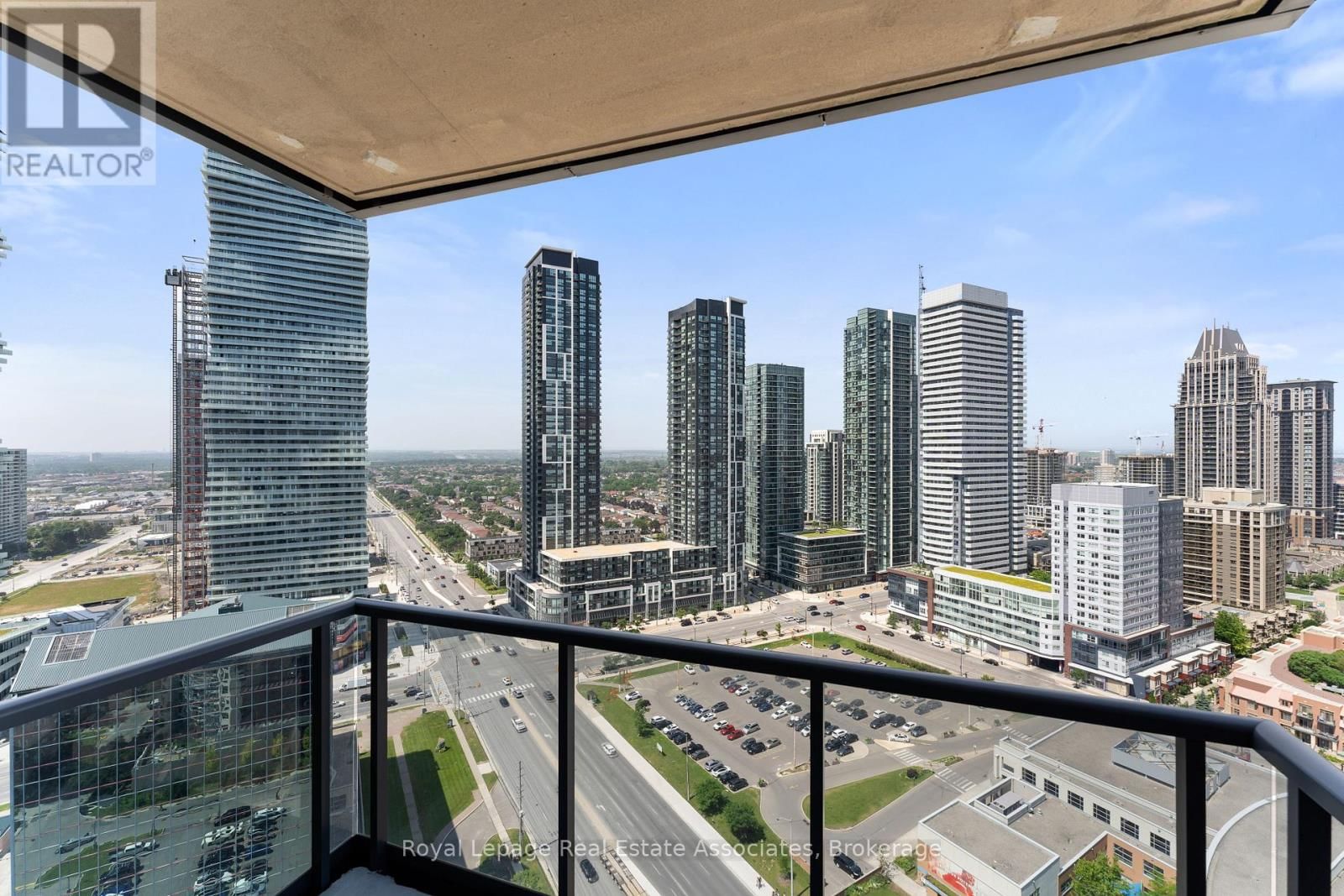 2604 - 330 BURNHAMTHORPE ROAD WEST Image 18