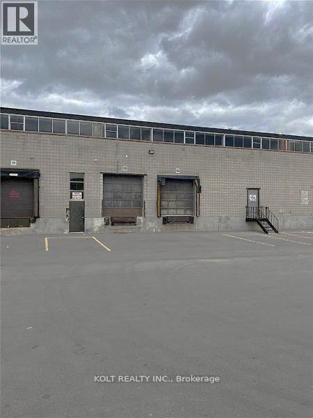 10 - 286 RUTHERFORD ROAD SOUTH Image 8