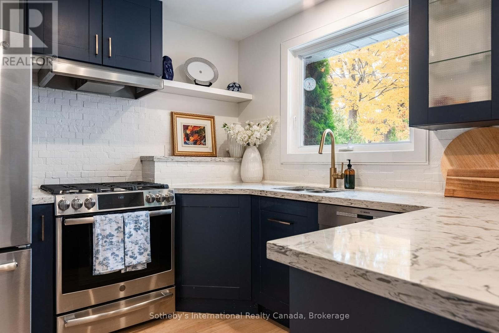 71 NORTH FORSTER PARK DRIVE Image 12