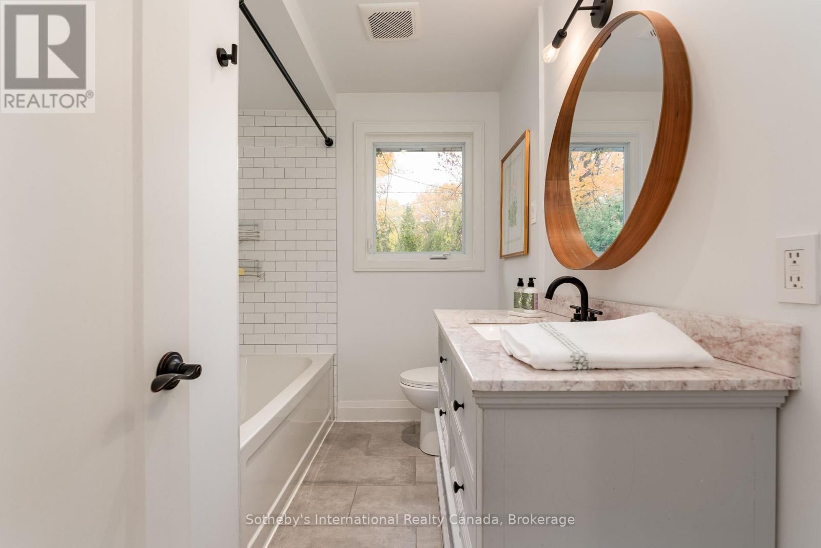 71 NORTH FORSTER PARK DRIVE Image 17