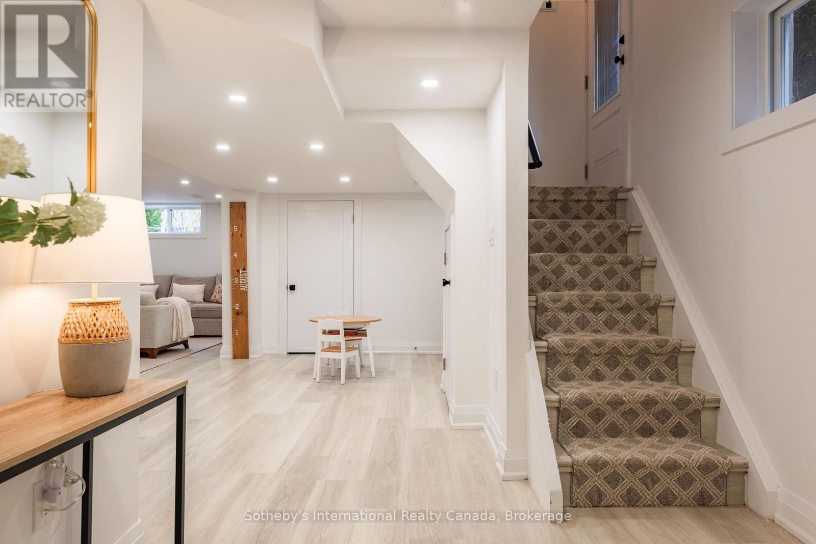 71 NORTH FORSTER PARK DRIVE Image 19