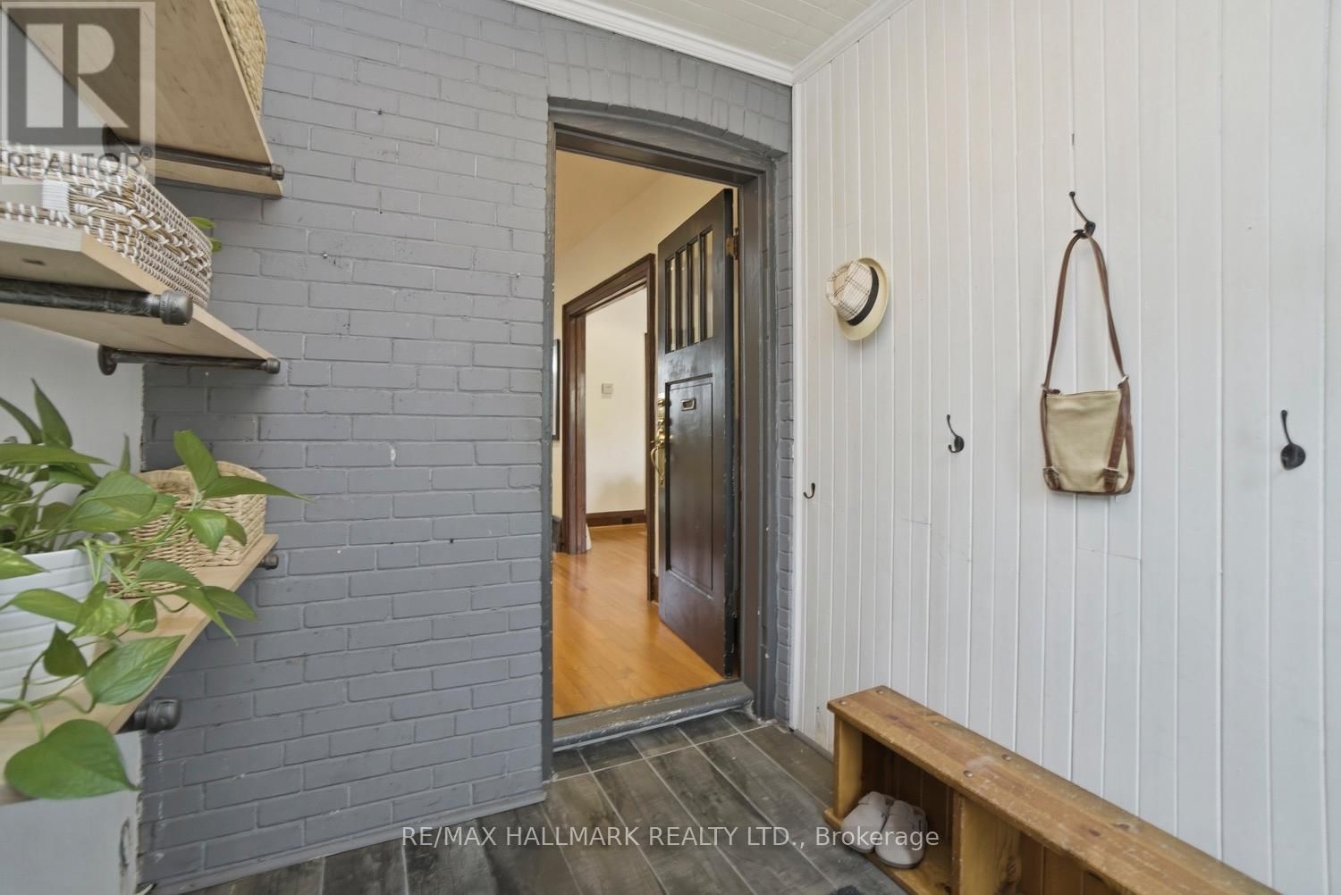 263 HUMBERCREST BOULEVARD Image 16