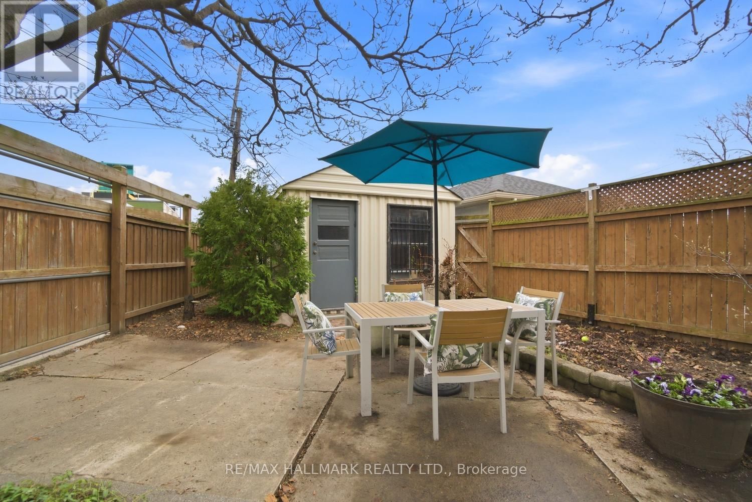 263 HUMBERCREST BOULEVARD Image 33