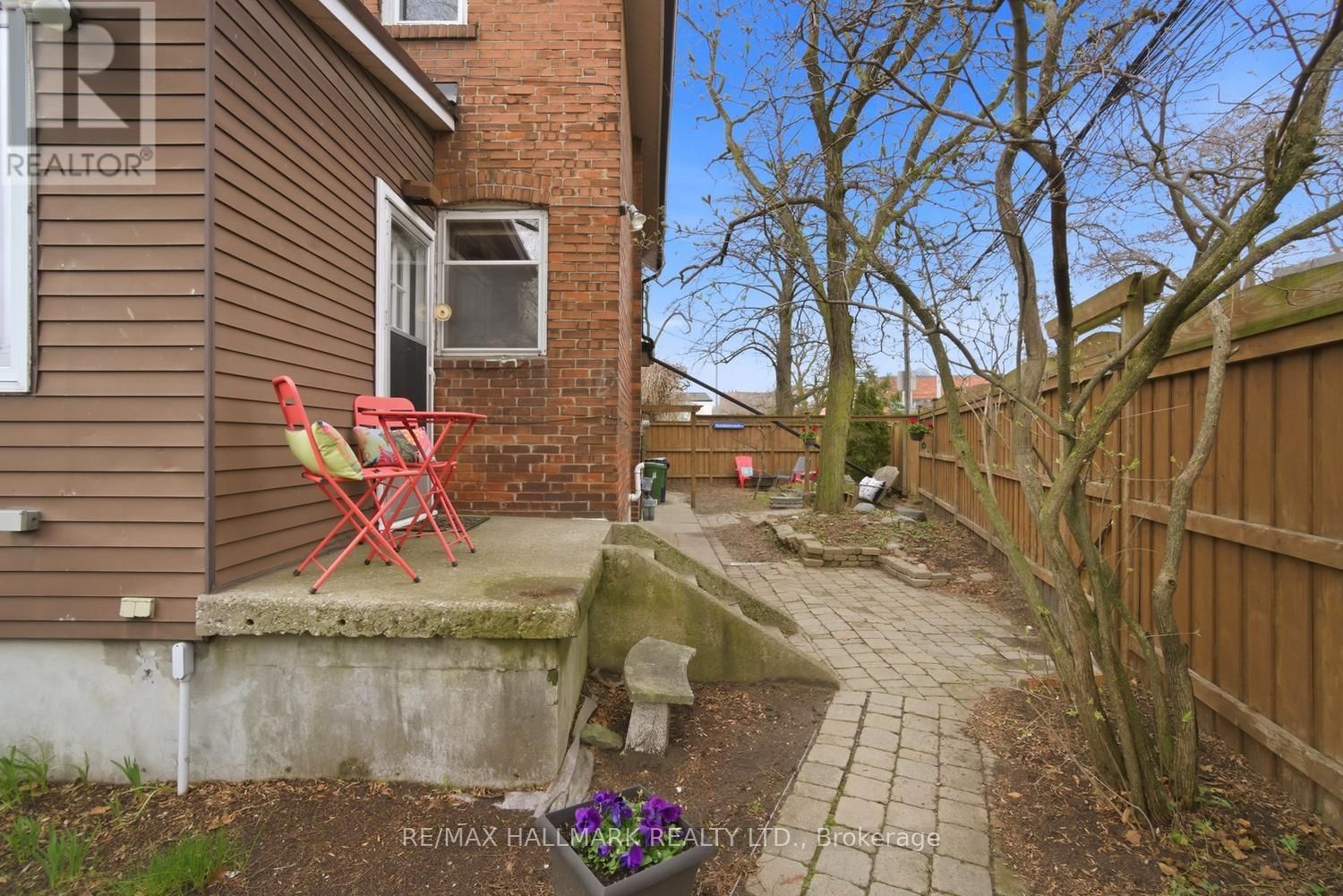 263 HUMBERCREST BOULEVARD Image 34