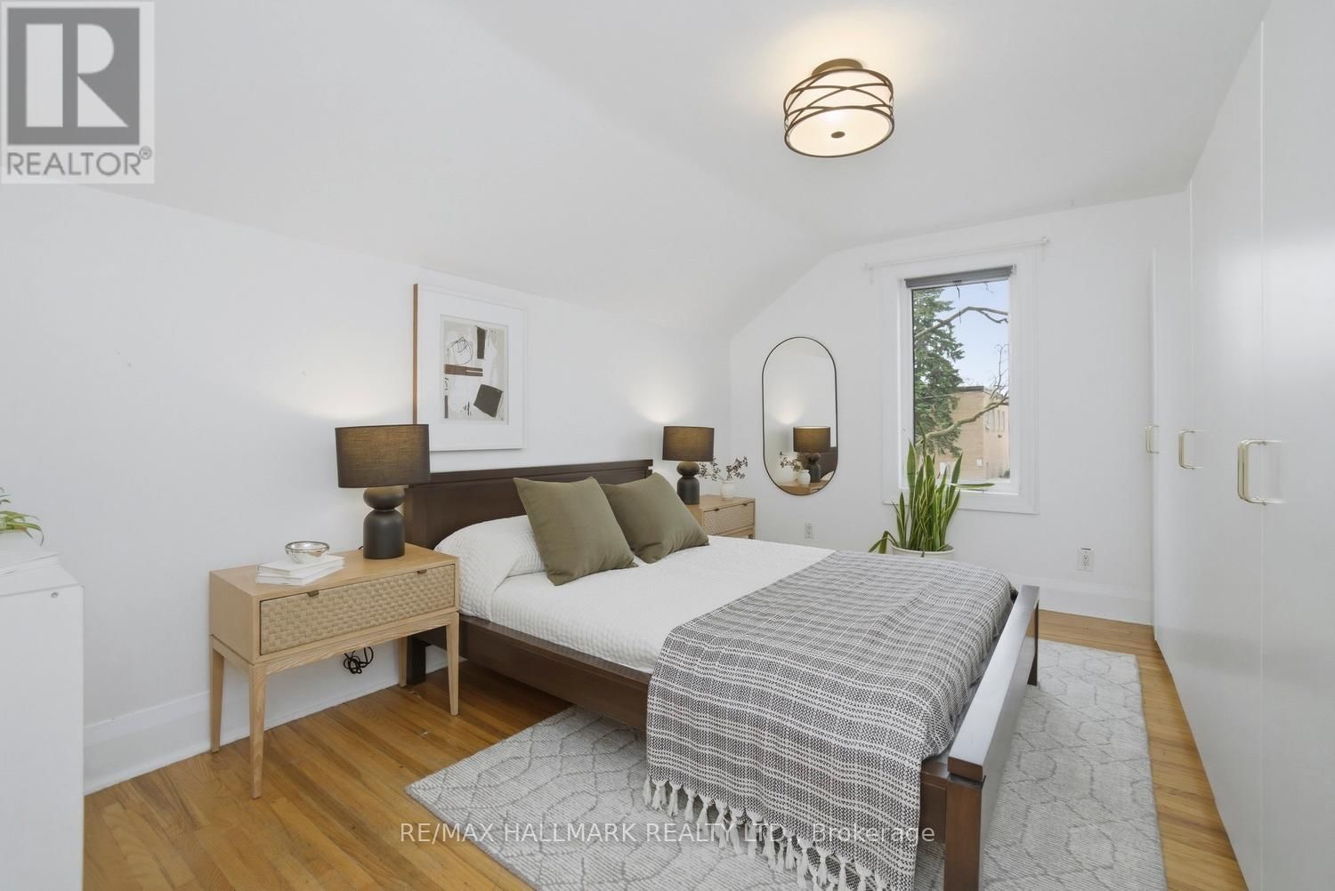 263 HUMBERCREST BOULEVARD Image 8