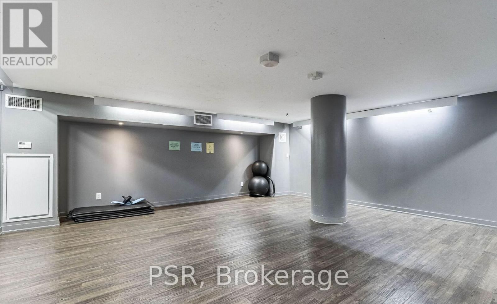 201 - 38 JOE SHUSTER WAY Image 19