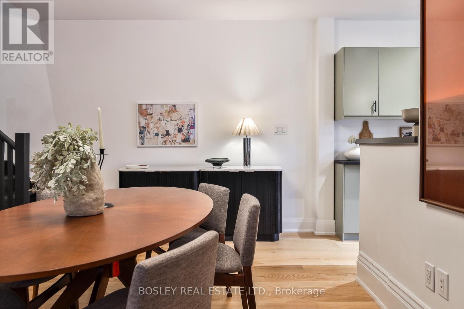 19 FERN AVENUE Image 12