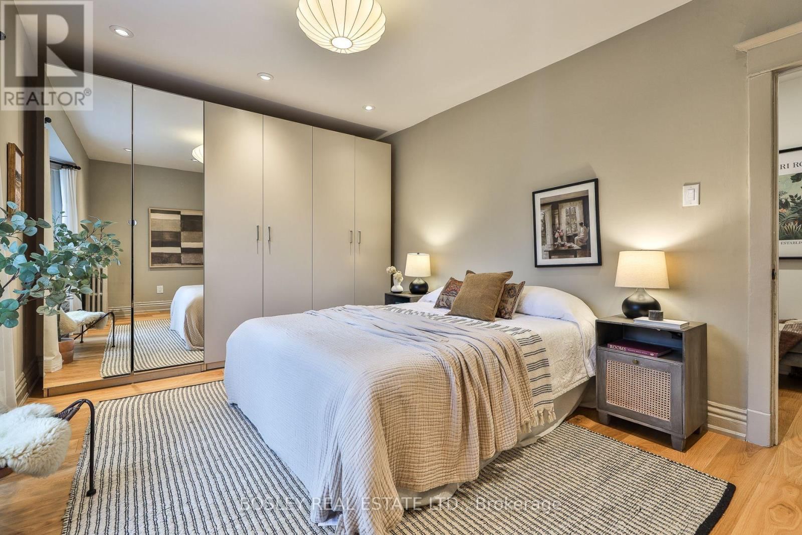 19 FERN AVENUE Image 24