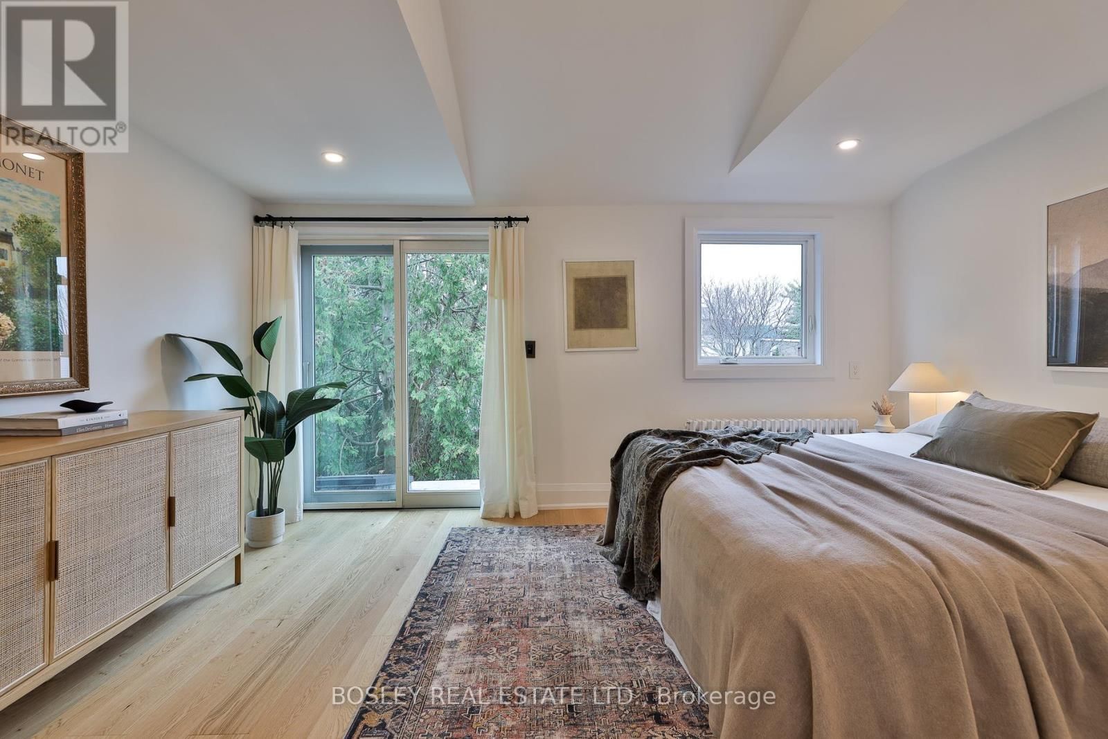 19 FERN AVENUE Image 30