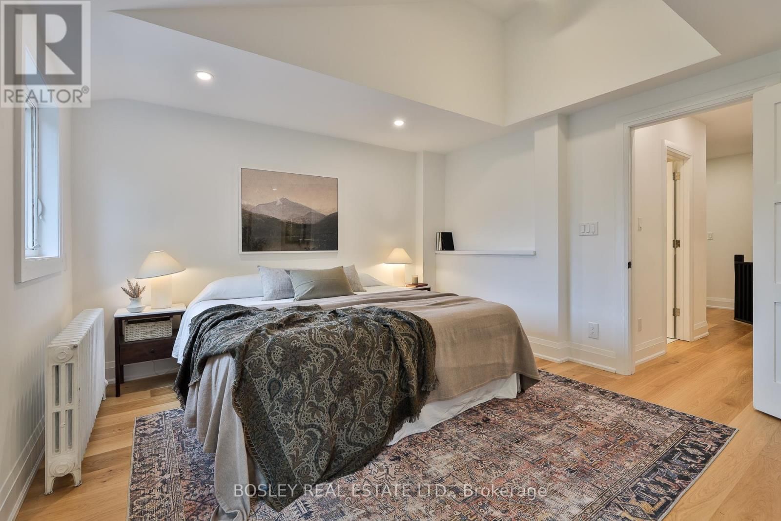 19 FERN AVENUE Image 34