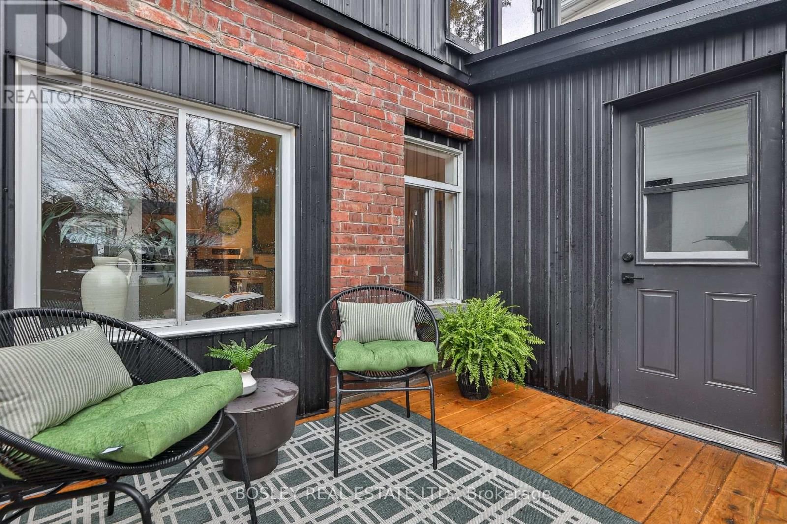 19 FERN AVENUE Image 47