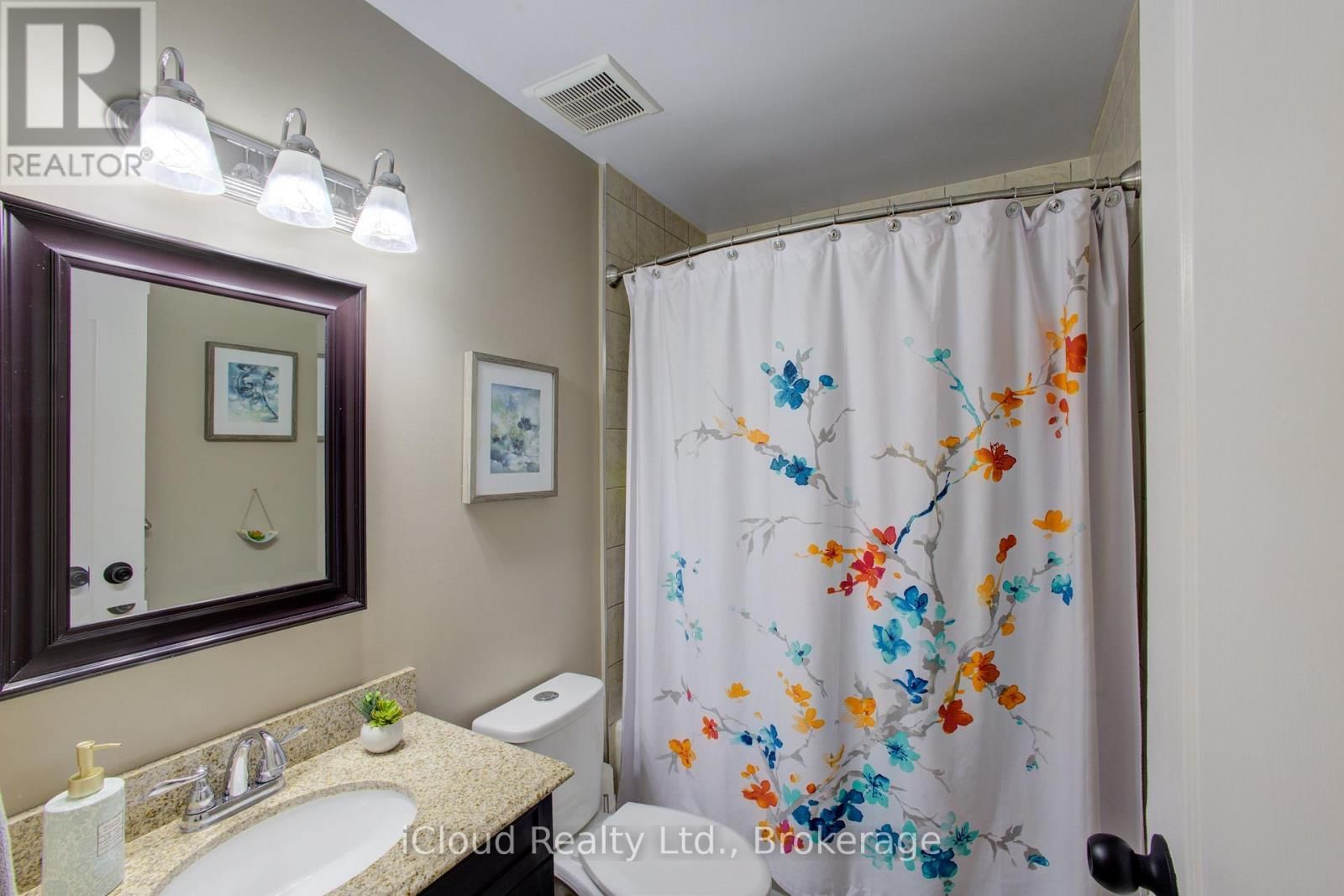 17 AGNES STREET Image 23