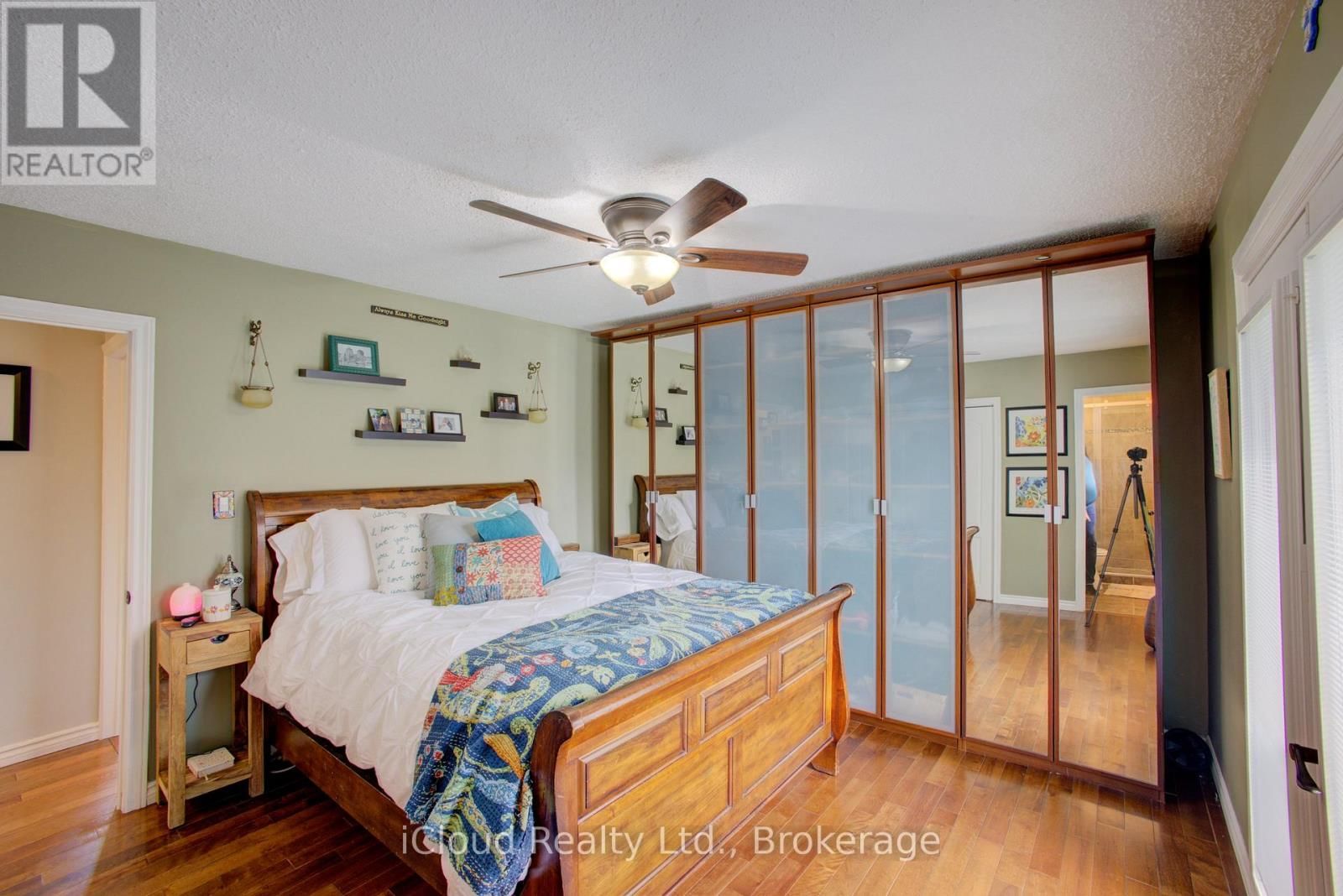 17 AGNES STREET Image 25