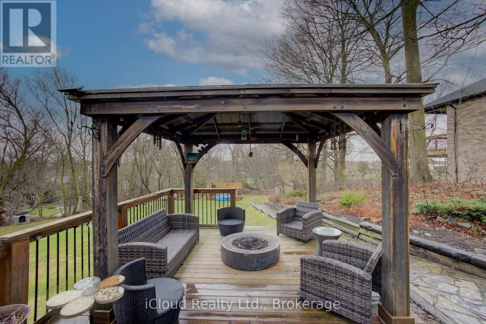 17 AGNES STREET Image 34