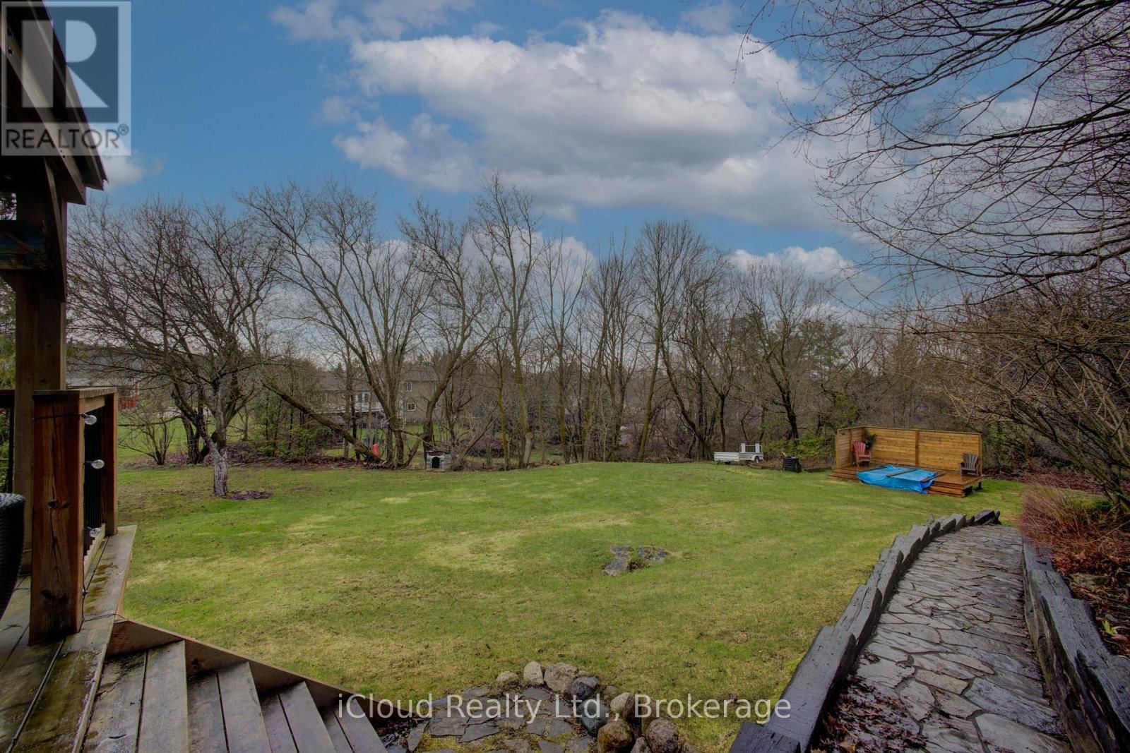 17 AGNES STREET Image 36