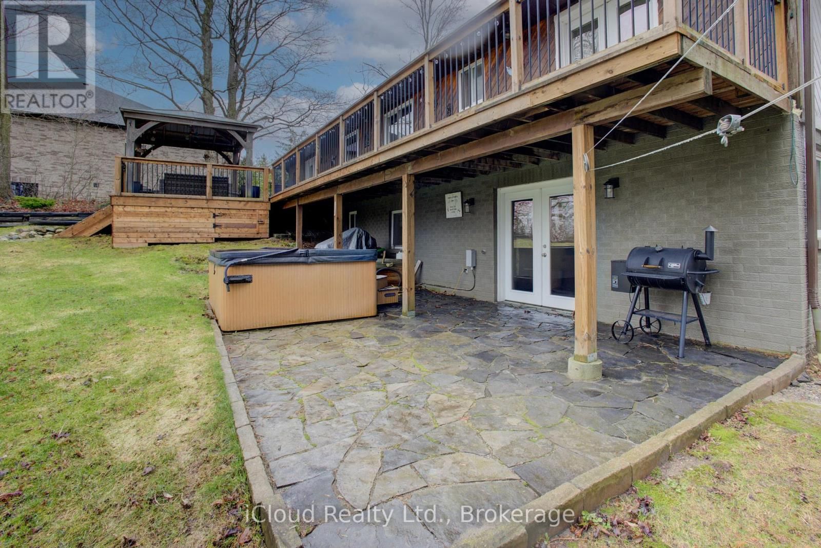 17 AGNES STREET Image 41