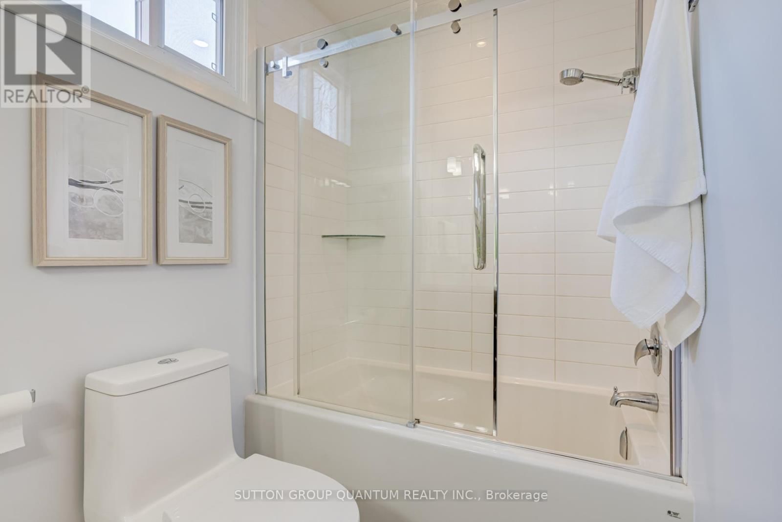 1166 GERAN CRESCENT Image 35