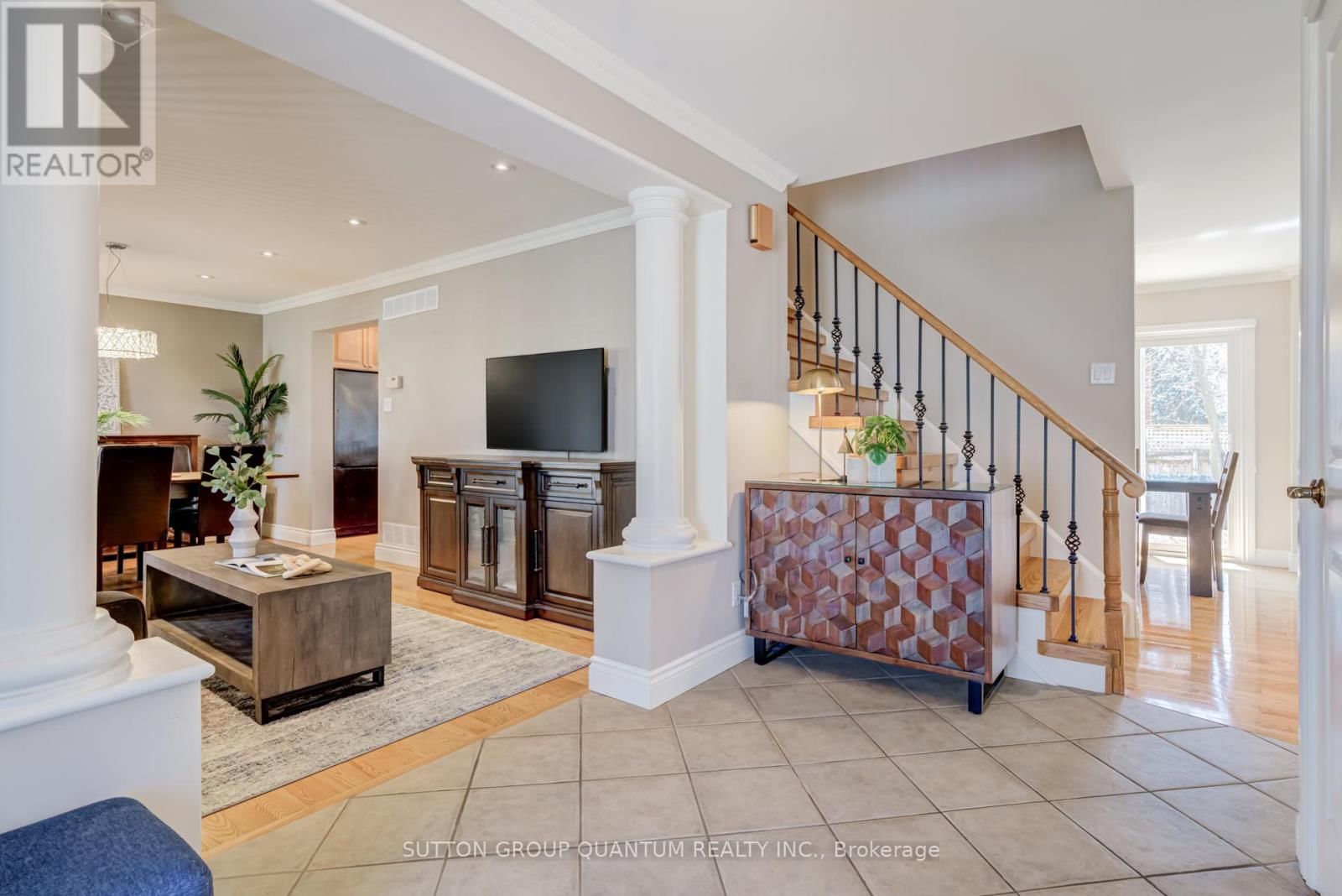 1166 GERAN CRESCENT Image 6