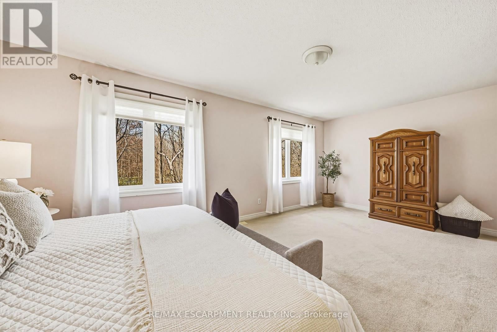 125 CREEK PATH AVENUE Image 20