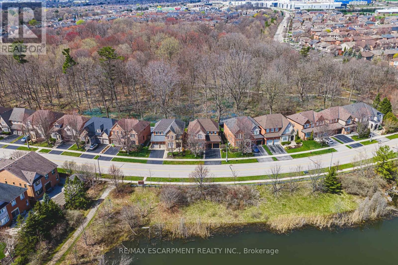 125 CREEK PATH AVENUE Image 43