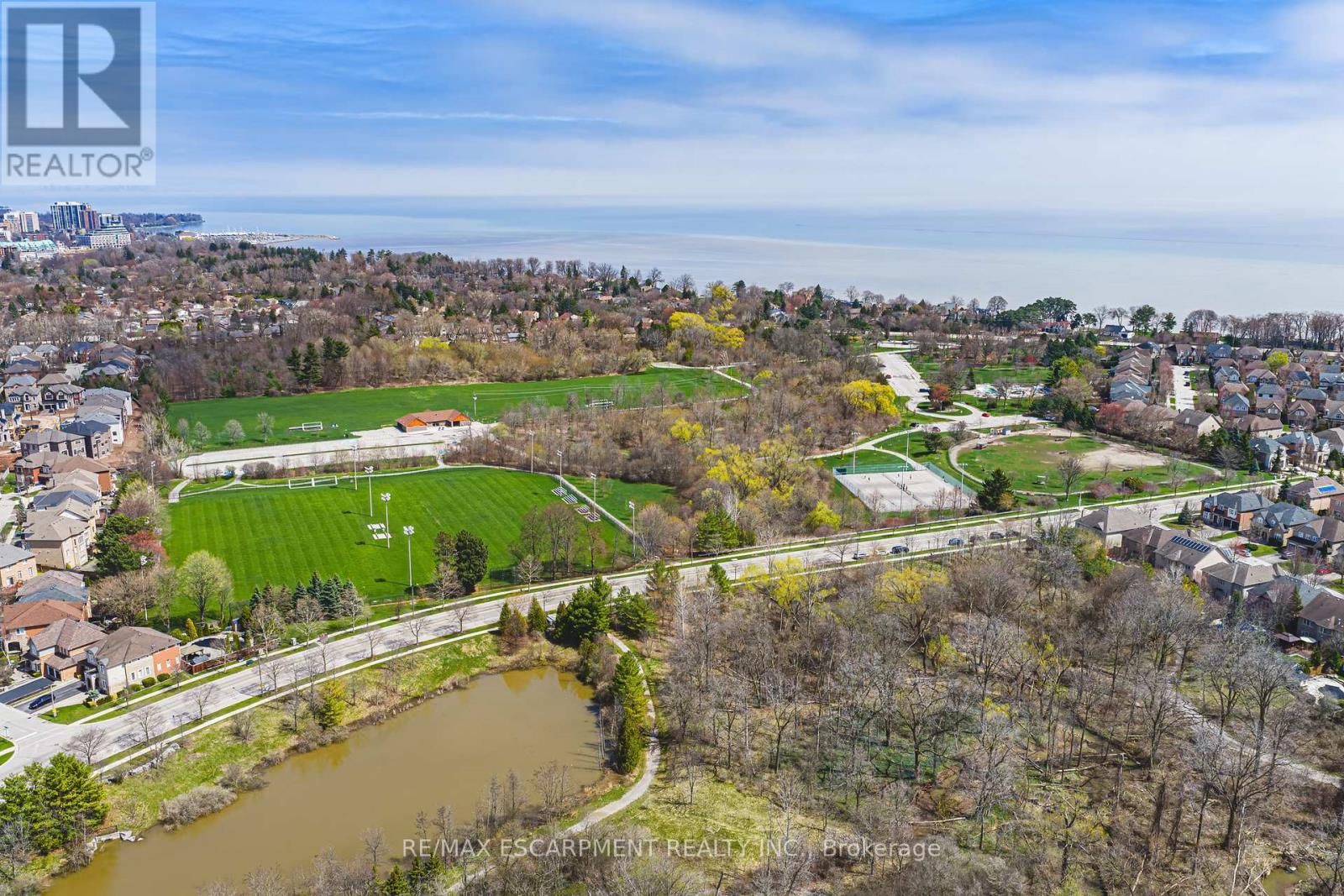 125 CREEK PATH AVENUE Image 47