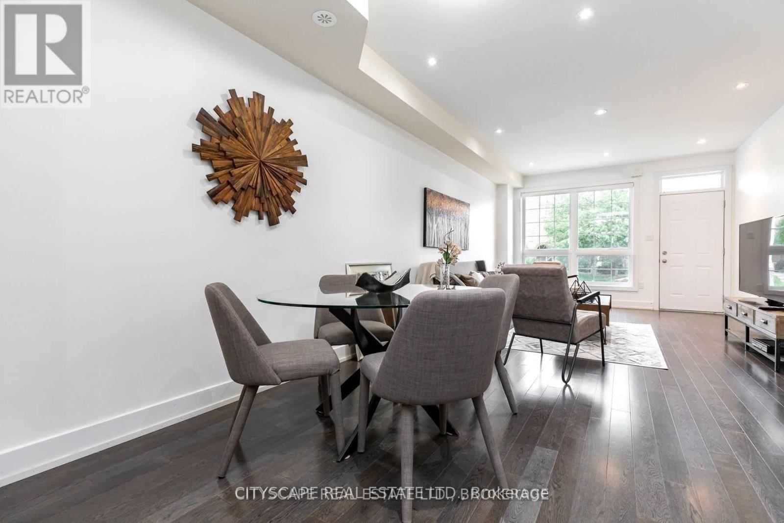 1060 LANSDOWNE AVENUE Image 8