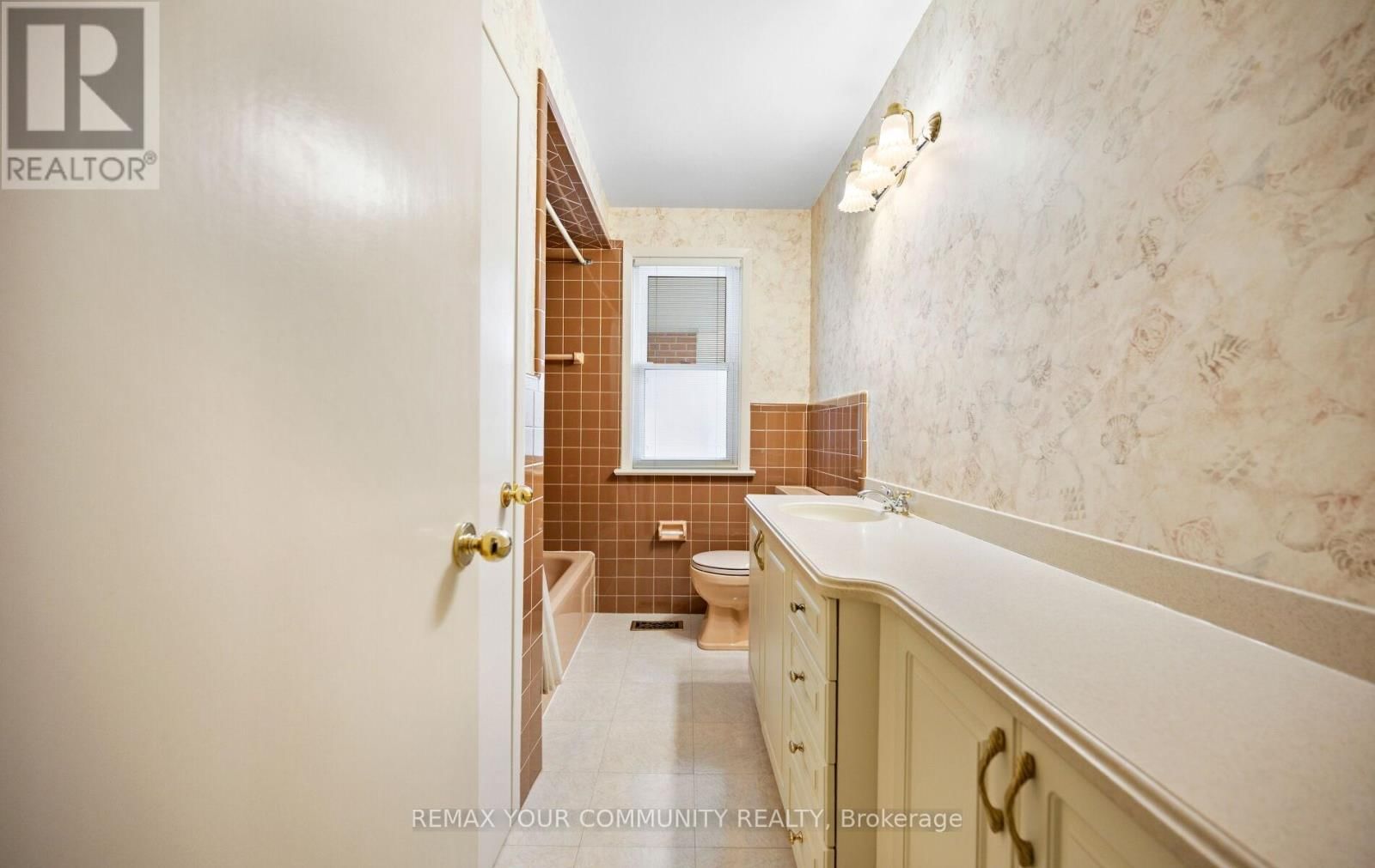 628 SHENANDOAH DRIVE Image 24