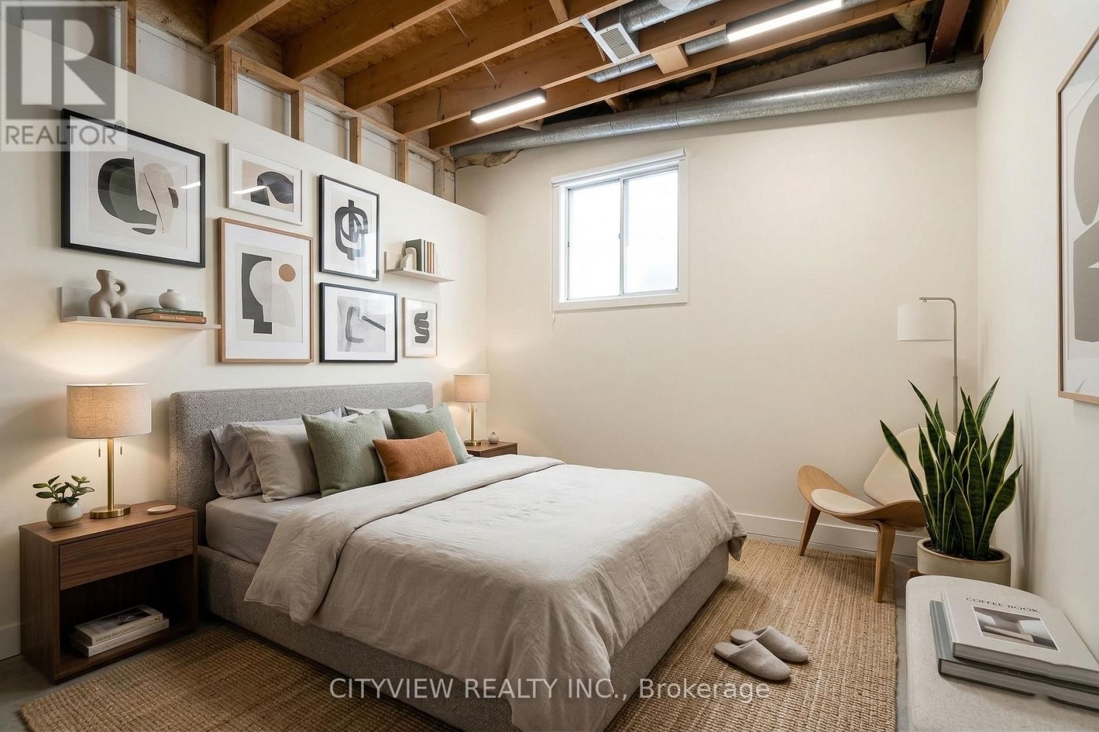 64 FOXACRE ROW Image 36