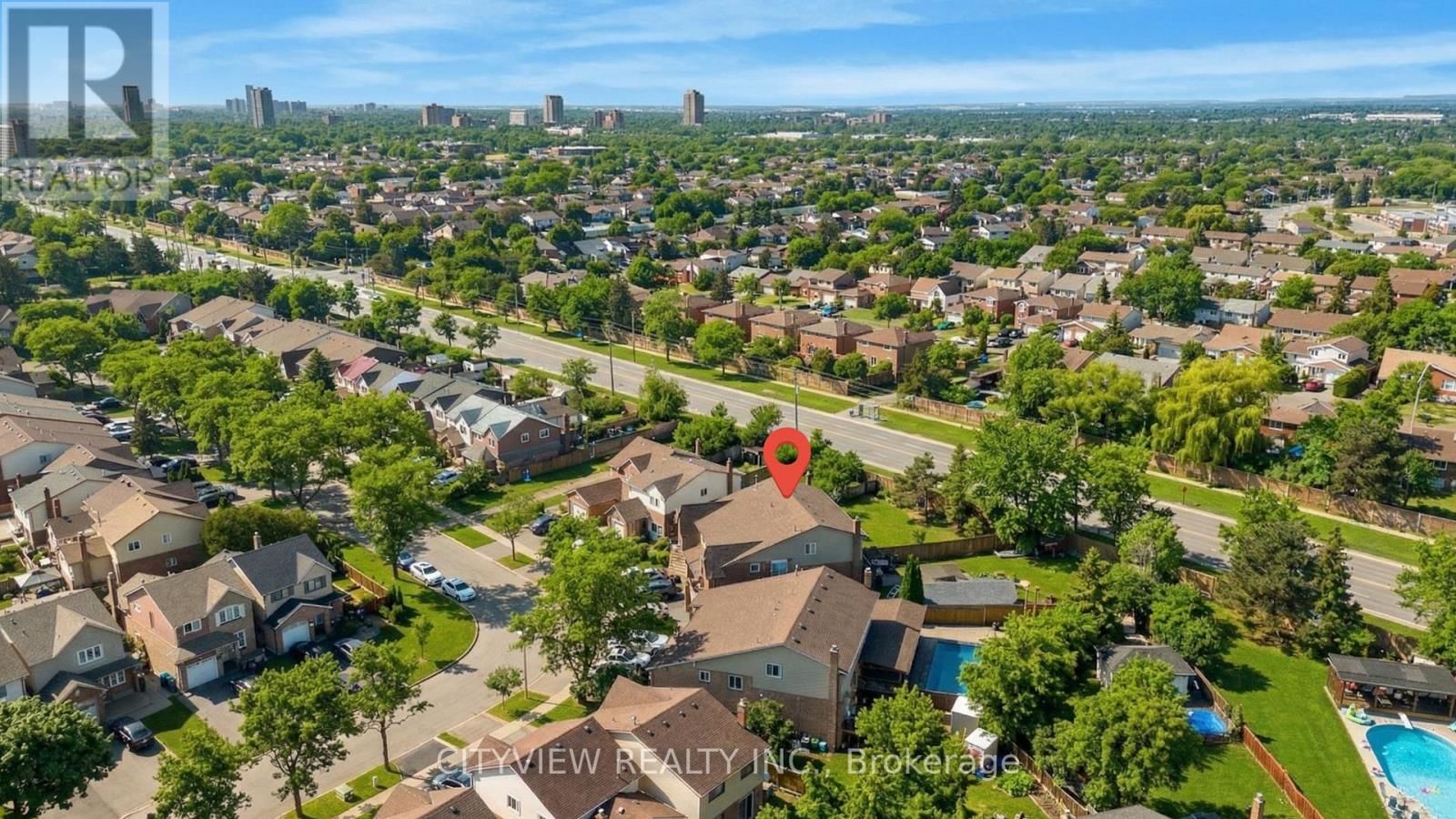 64 FOXACRE ROW Image 6