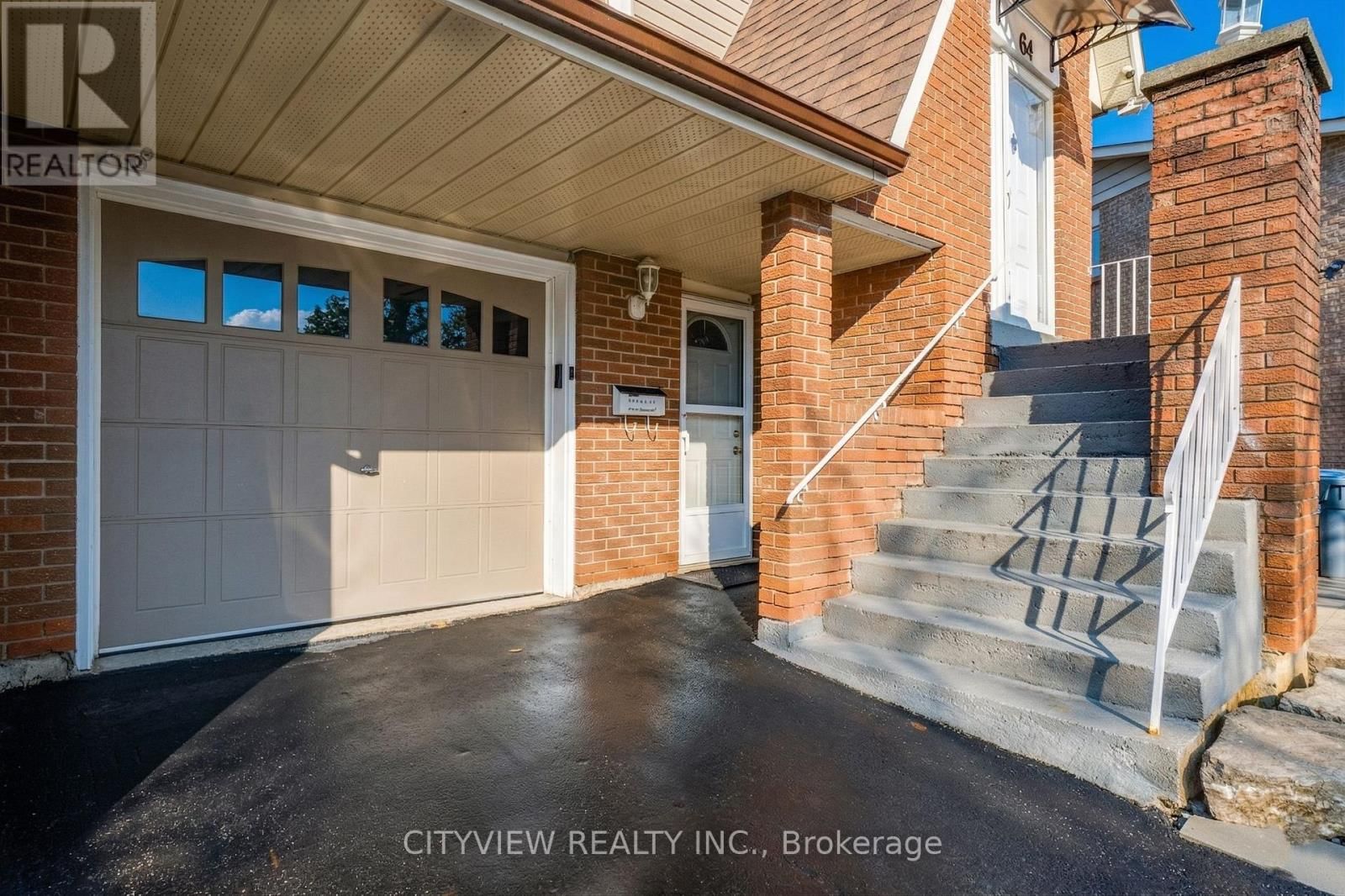 64 FOXACRE ROW Image 8