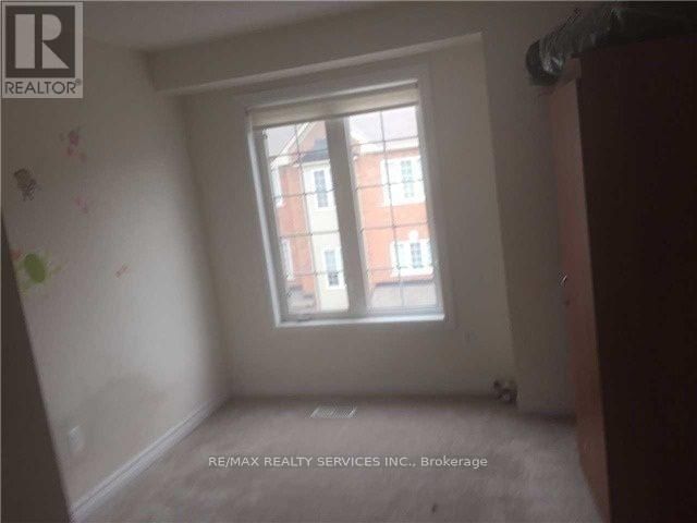 10 URBANA ROAD Image 9