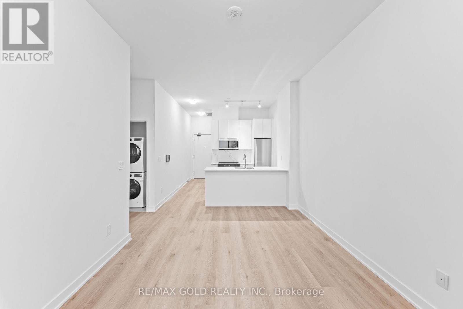 214 - 2075 LAKESHORE ROAD Image 31