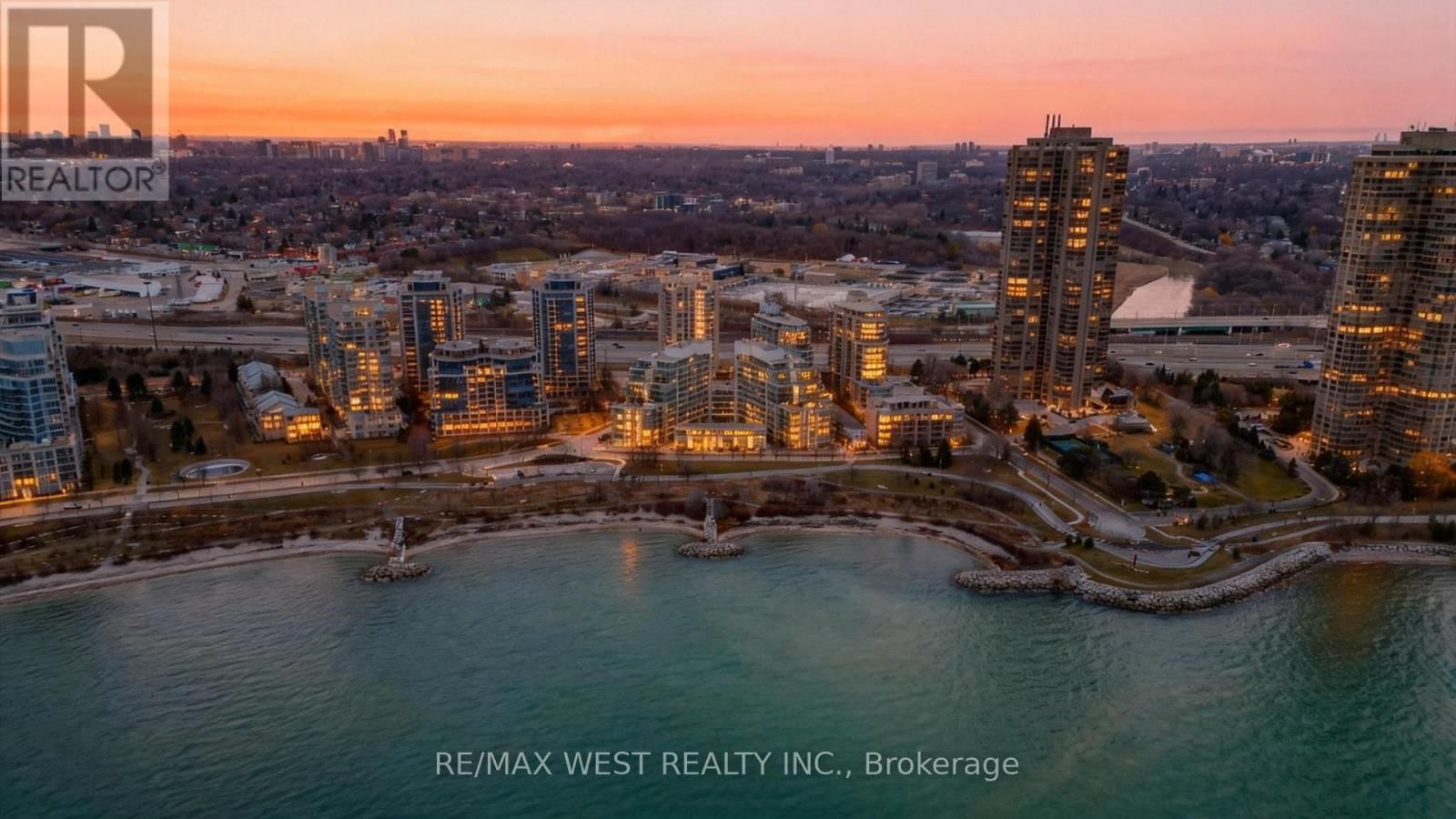 319 - 5 MARINE PARADE DRIVE Image 7