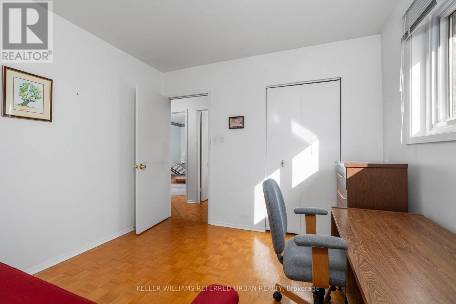 49 NAVENBY CRESCENT Image 21