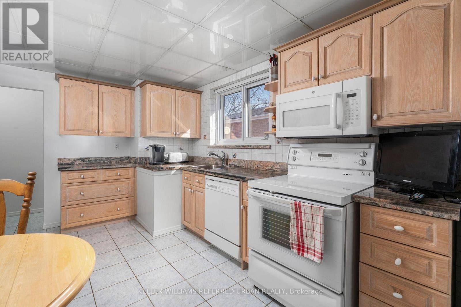 49 NAVENBY CRESCENT Image 7