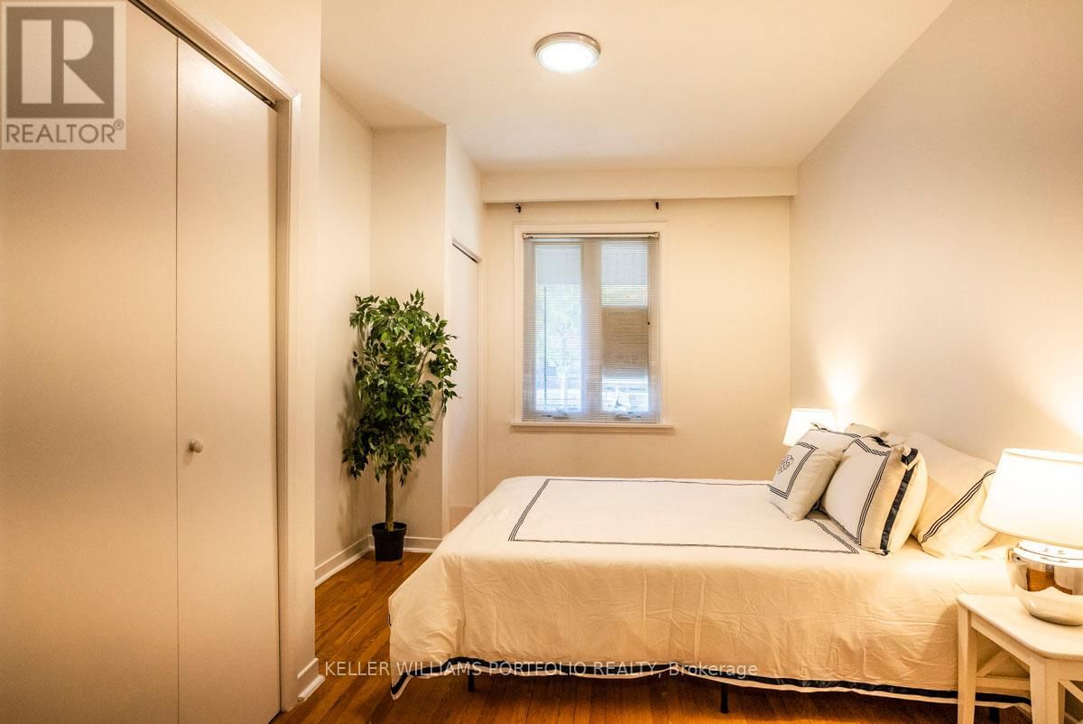 Unit 1 - 821 GLADSTONE AVENUE Image 2