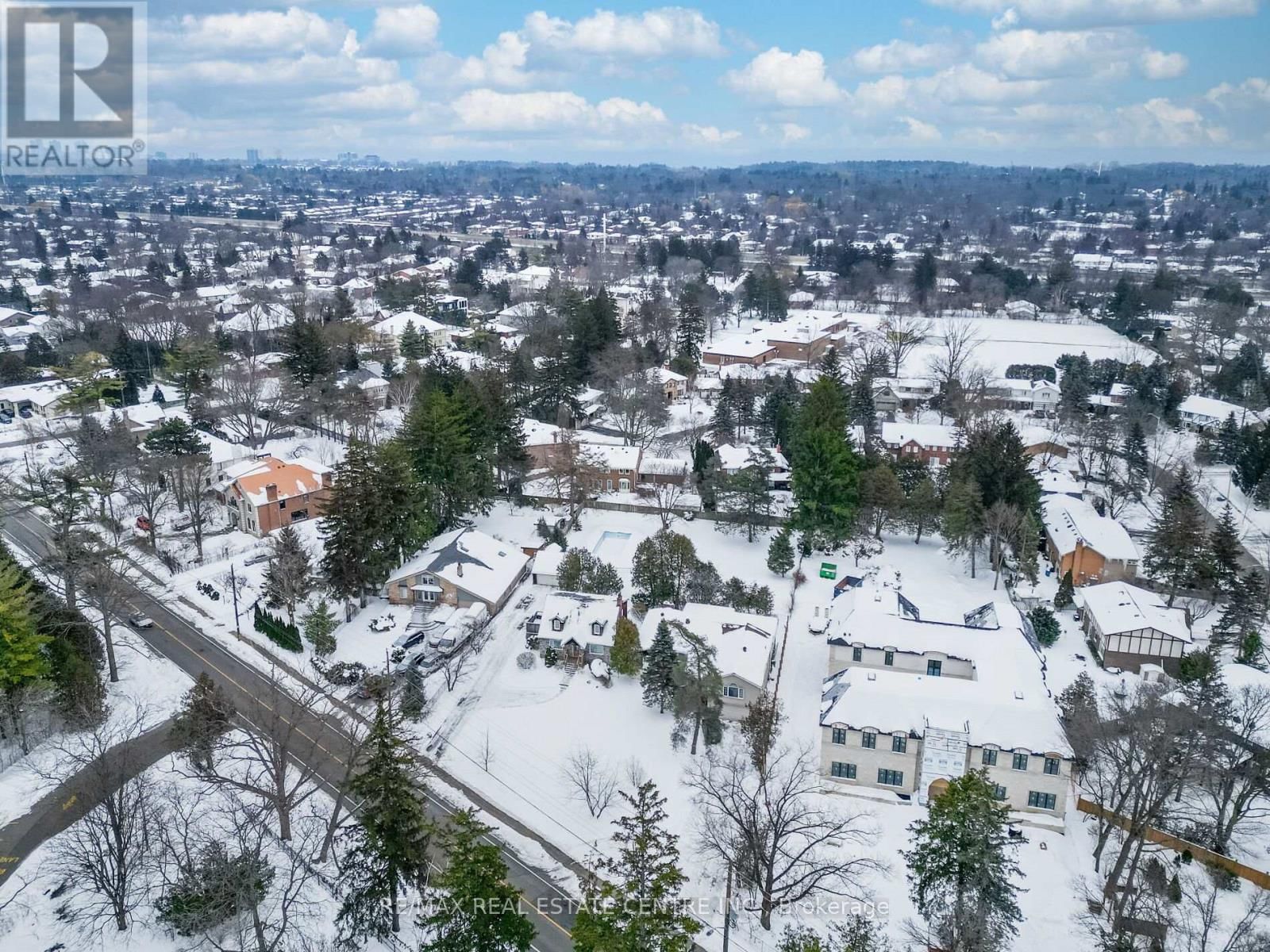 2212 MISSISSAUGA ROAD Image 14