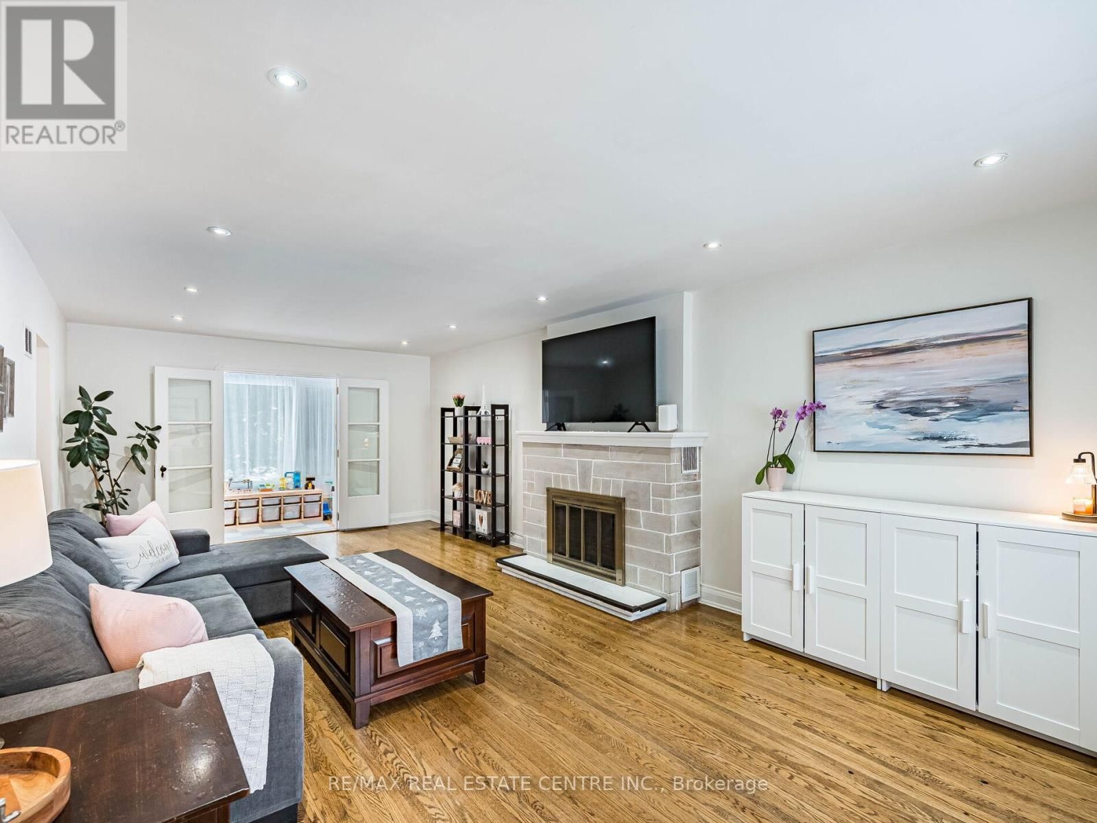 2212 MISSISSAUGA ROAD Image 17