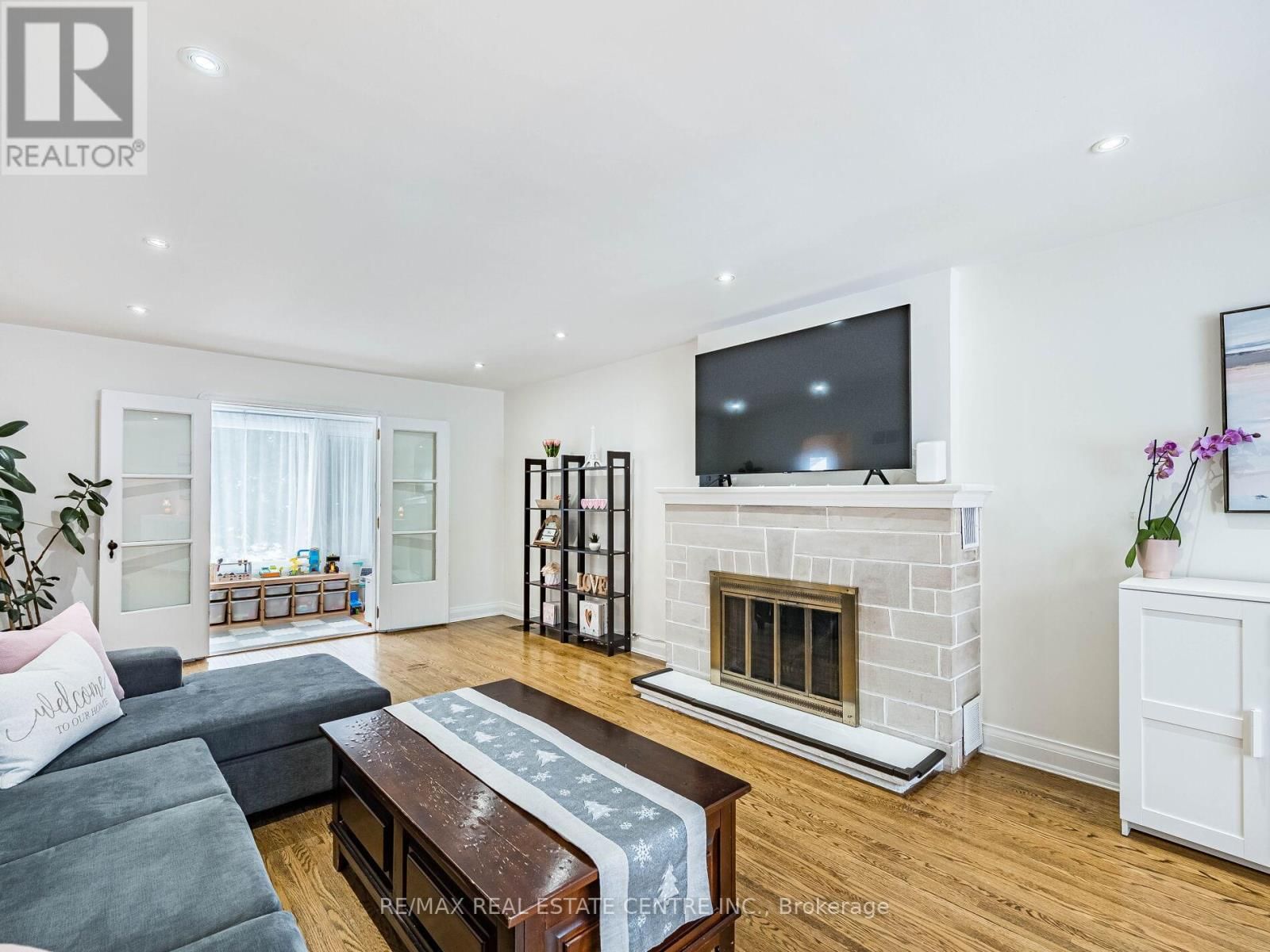 2212 MISSISSAUGA ROAD Image 20