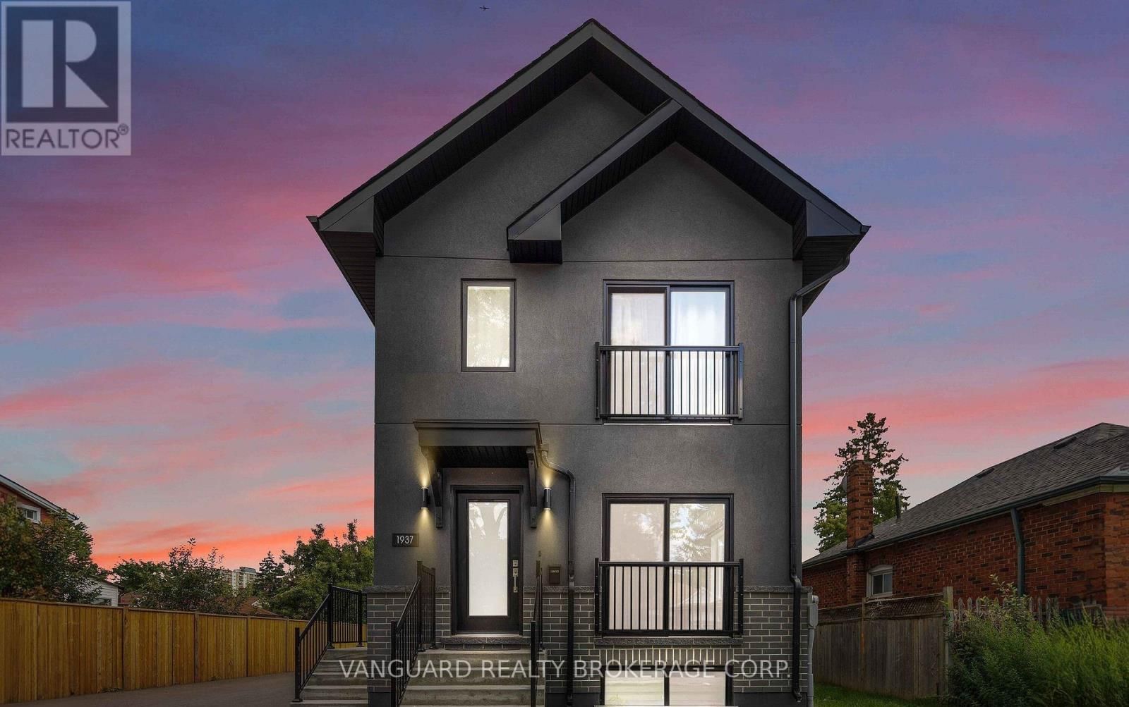 1937 LAWRENCE AVENUE WEST Image 4