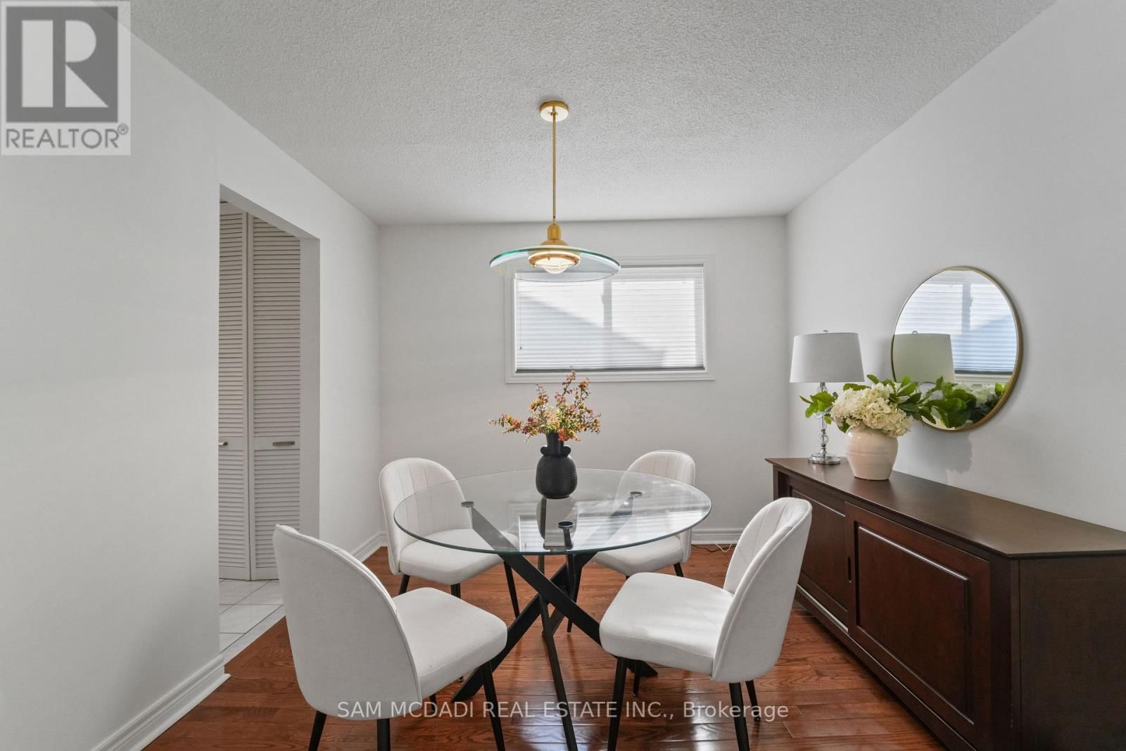 44 MADRID CRESCENT Image 12