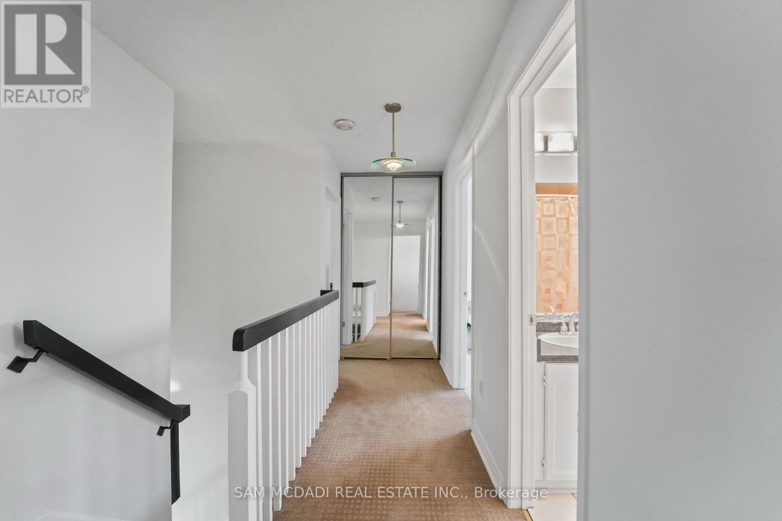 44 MADRID CRESCENT Image 25