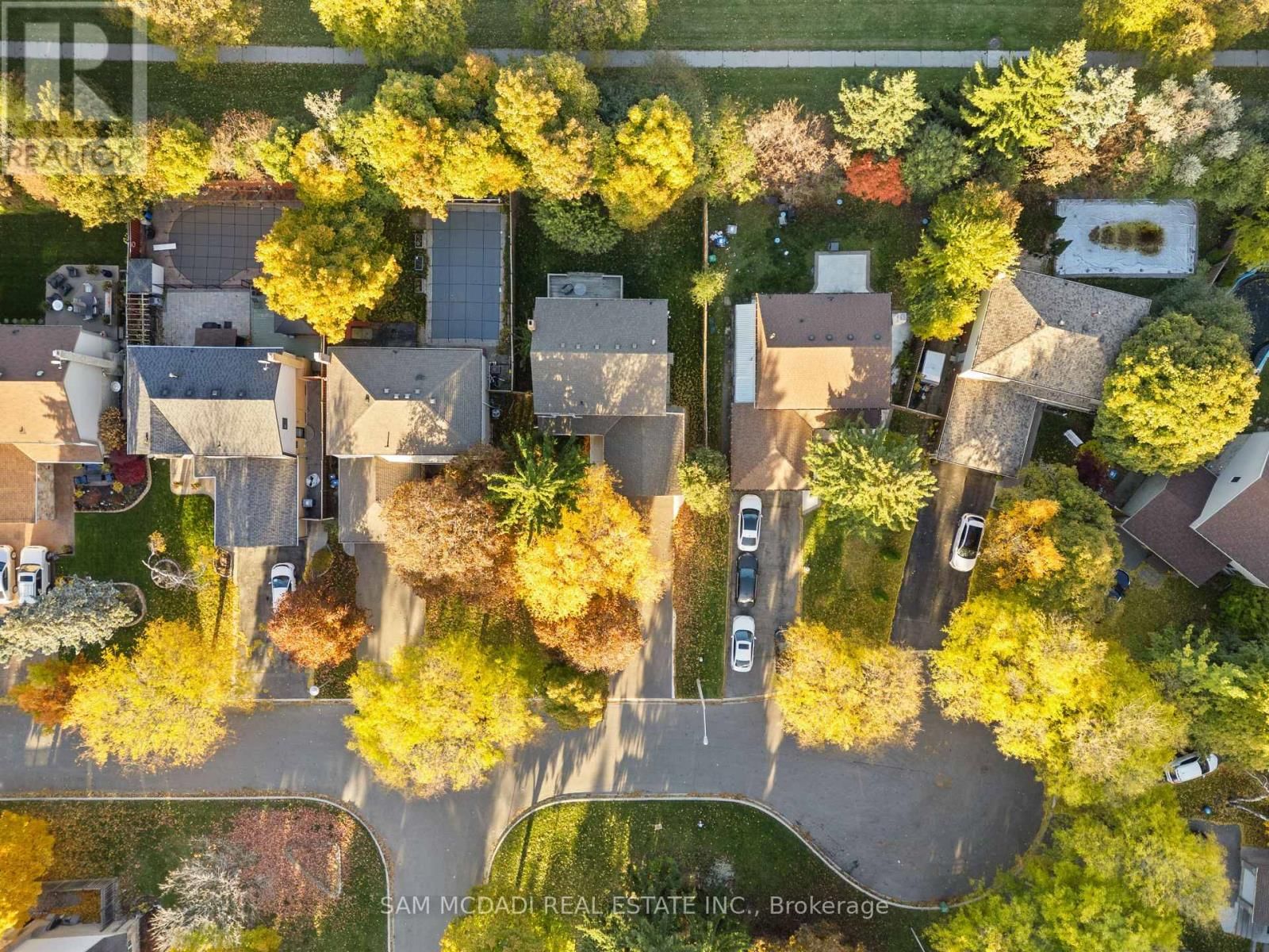 44 MADRID CRESCENT Image 44