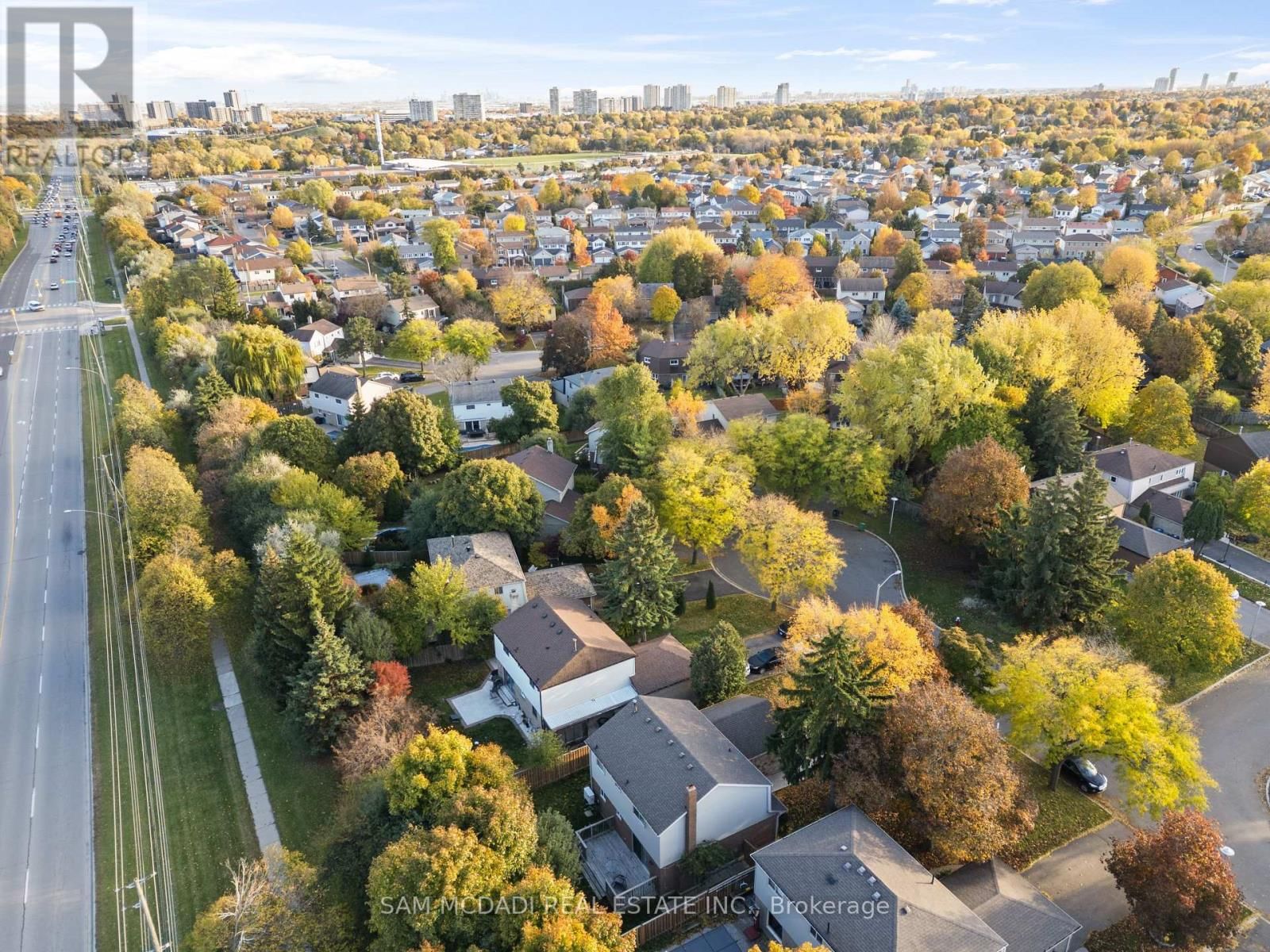 44 MADRID CRESCENT Image 45