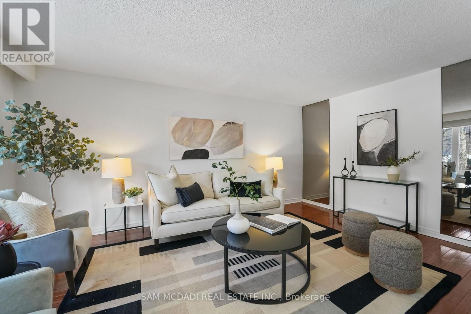 44 MADRID CRESCENT Image 8