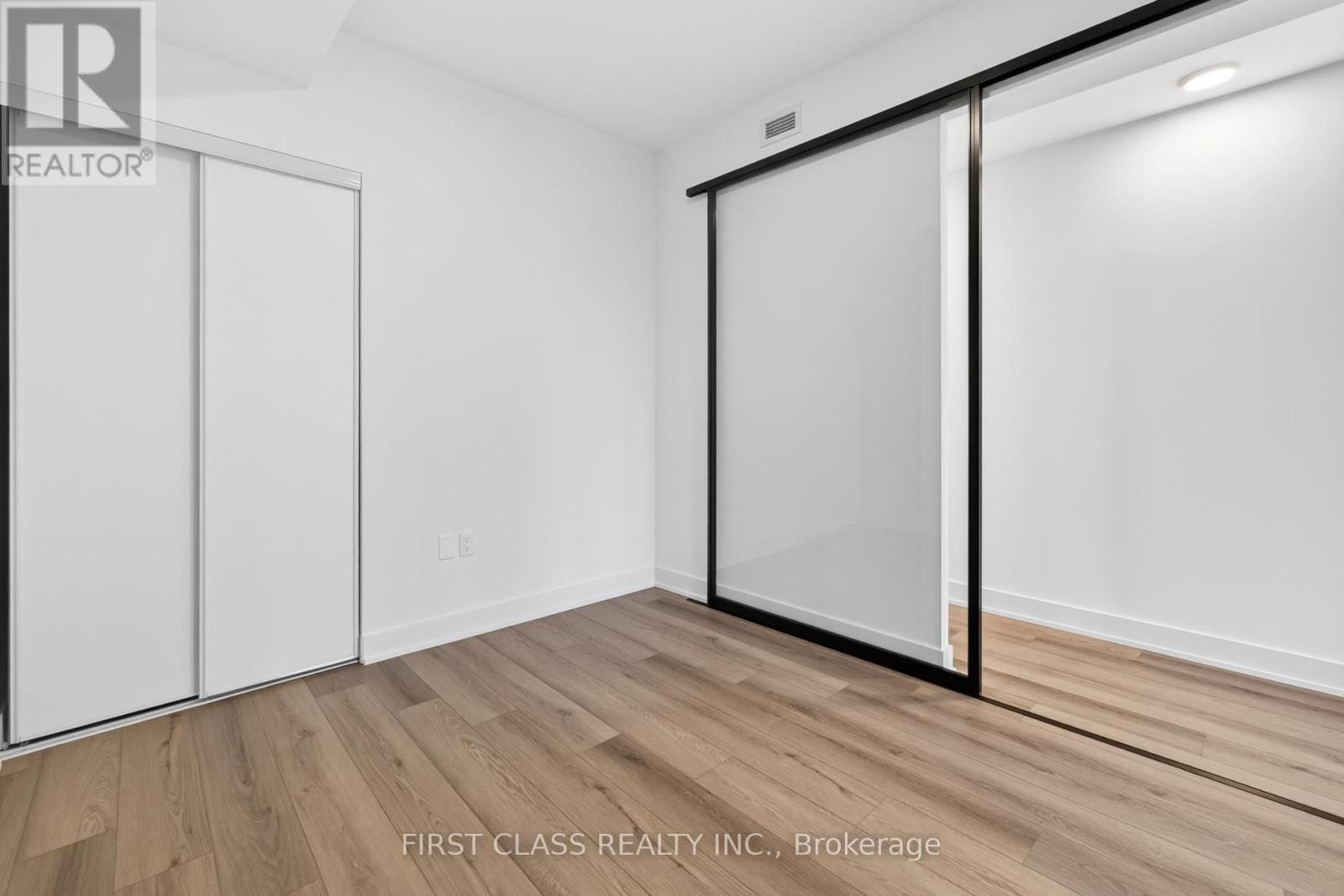 411 - 758 DOVERCOURT ROAD Image 21