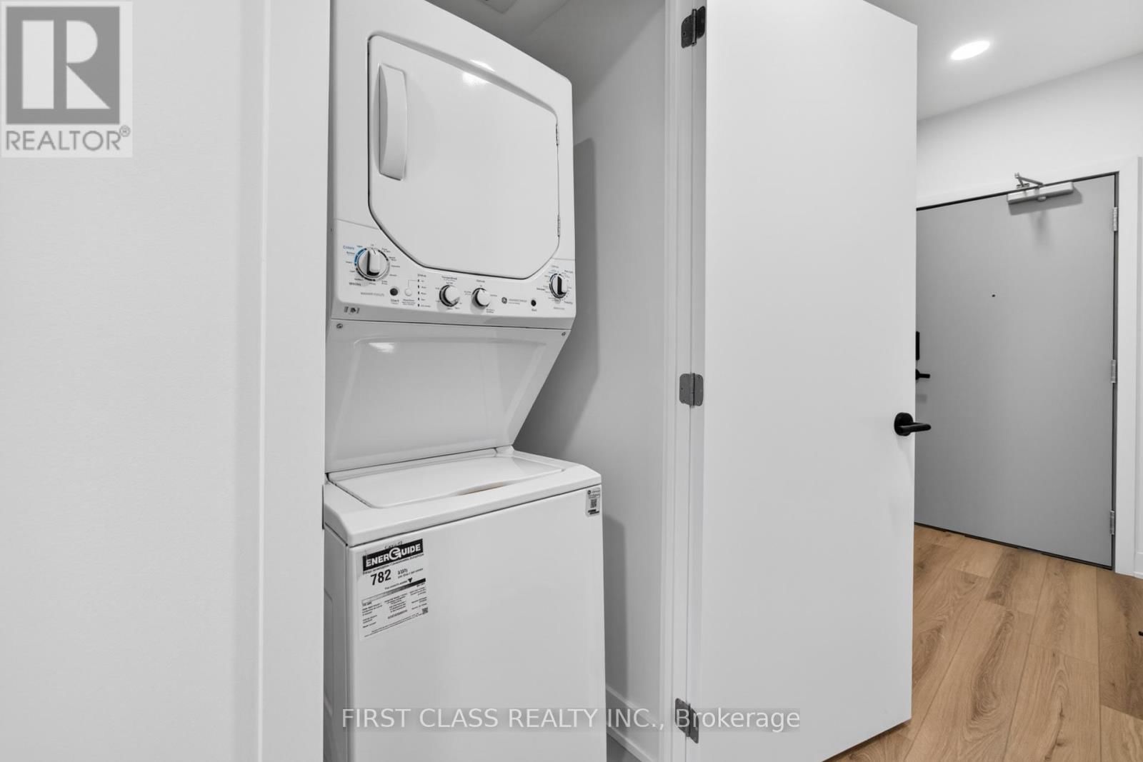 411 - 758 DOVERCOURT ROAD Image 23